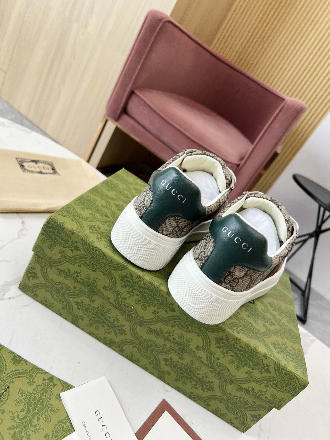 Gucci shoe