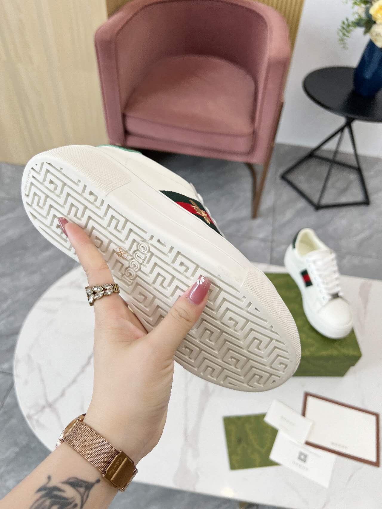 Gucci shoe