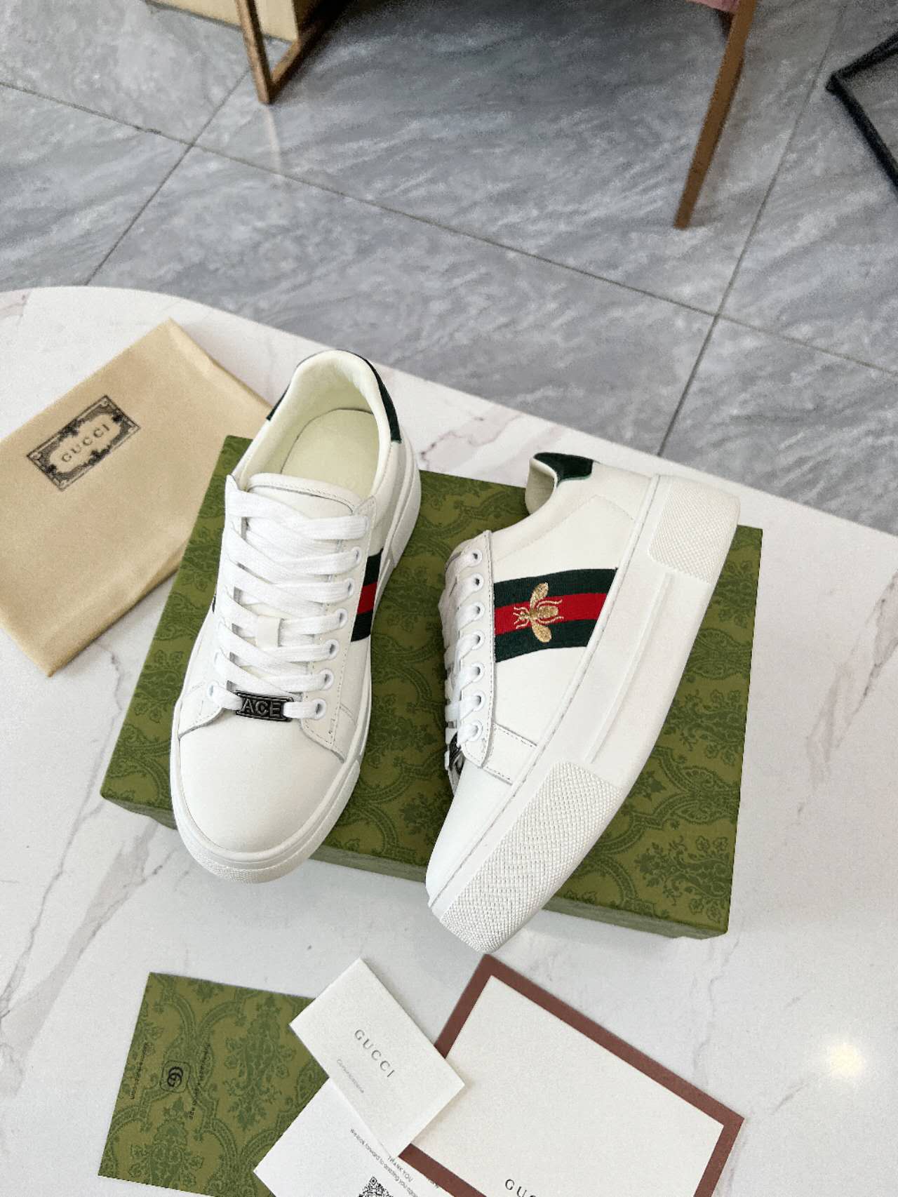 Gucci shoe