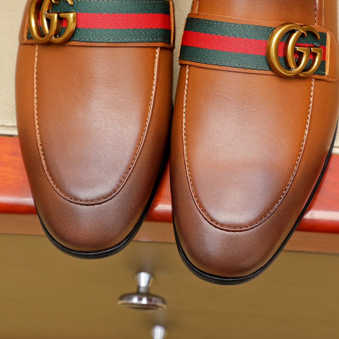 Gucci shoe