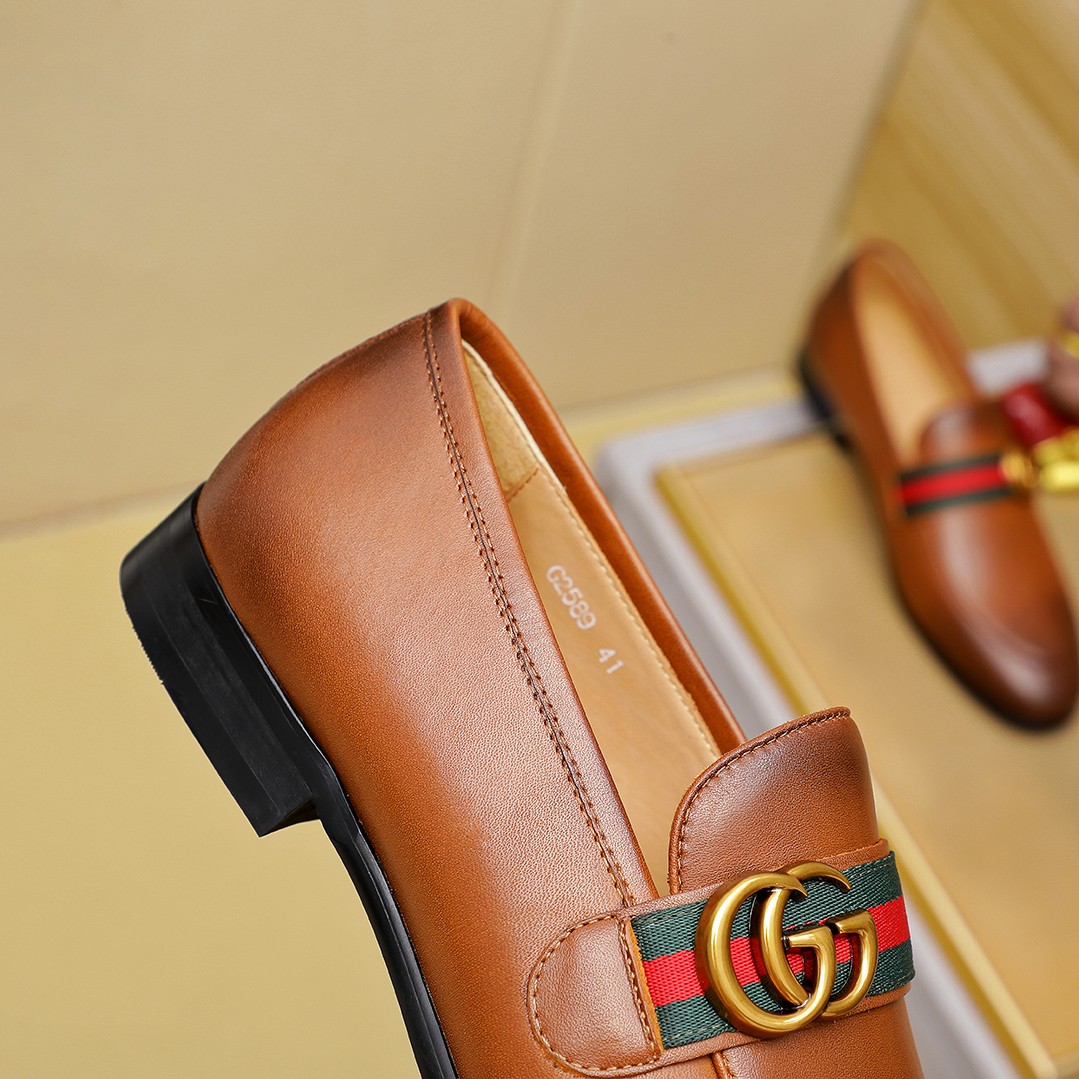 Gucci shoe