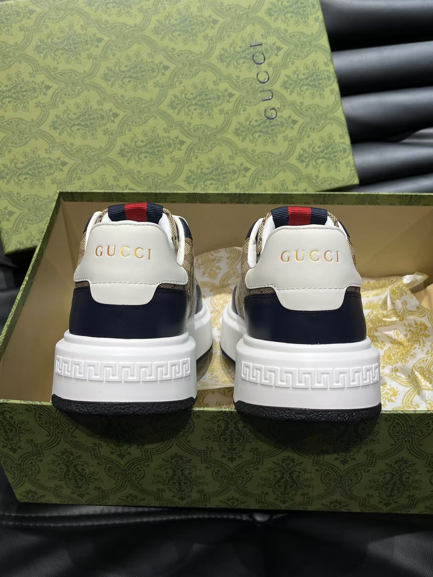 Gucci shoe