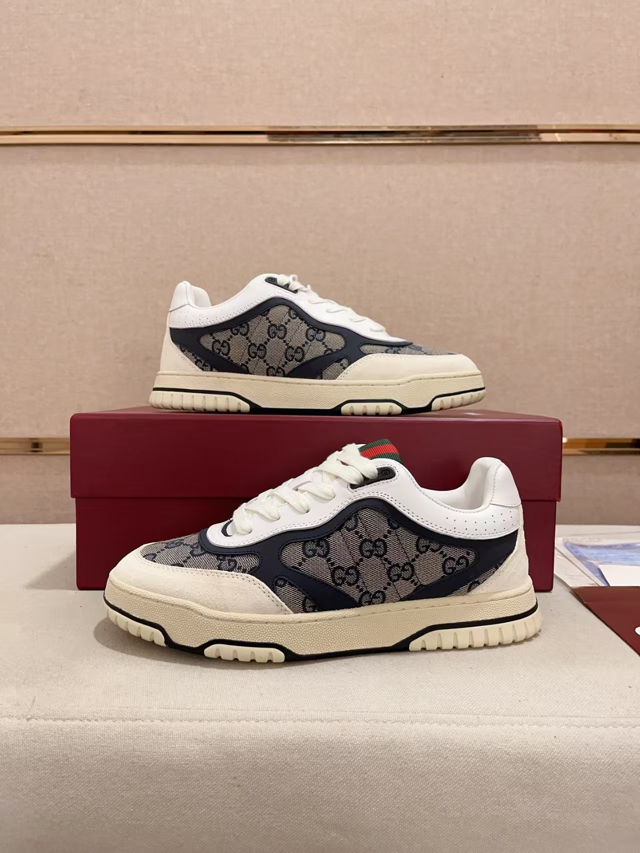 Gucci shoe
