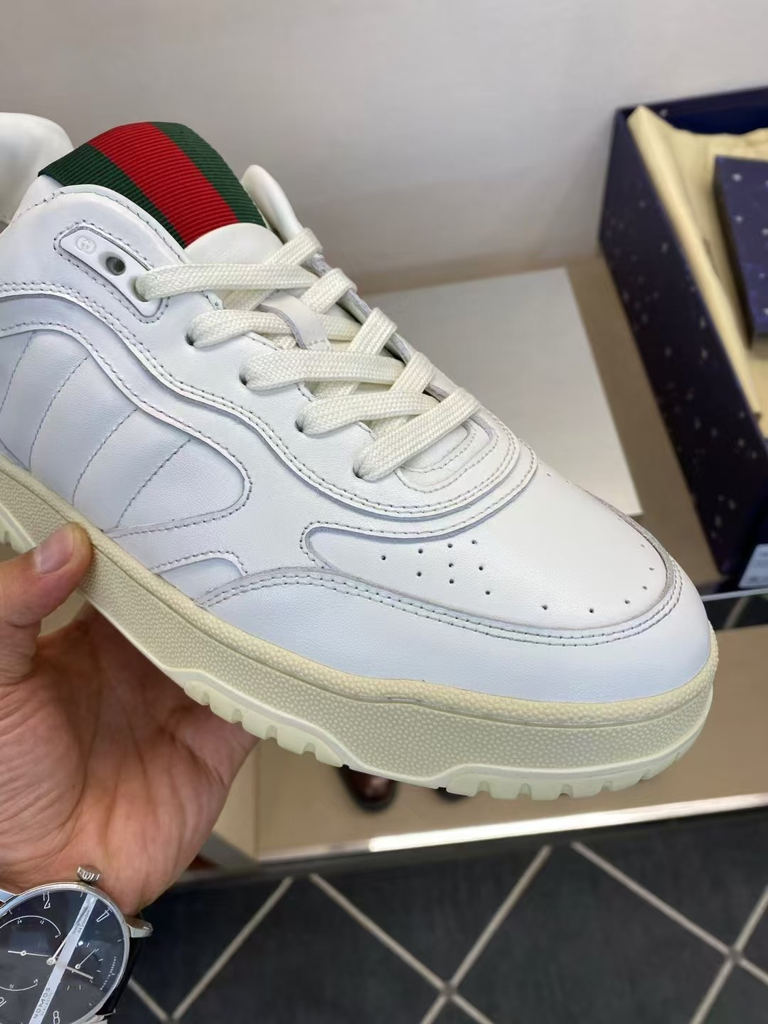 Gucci shoe