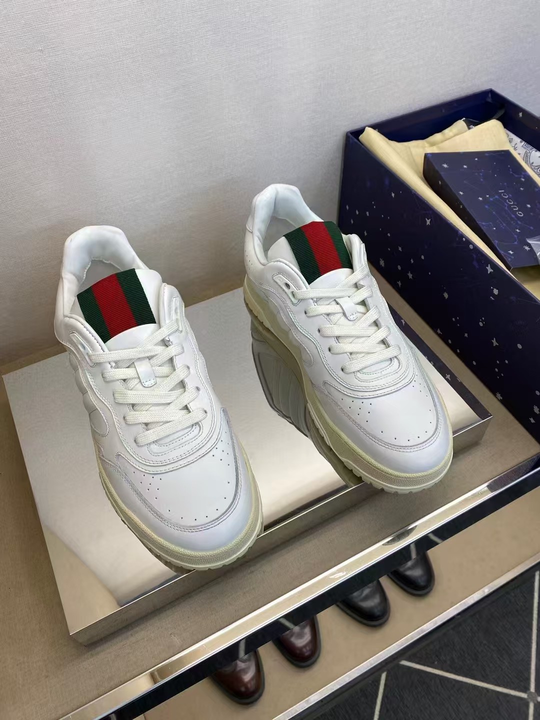 Gucci shoe