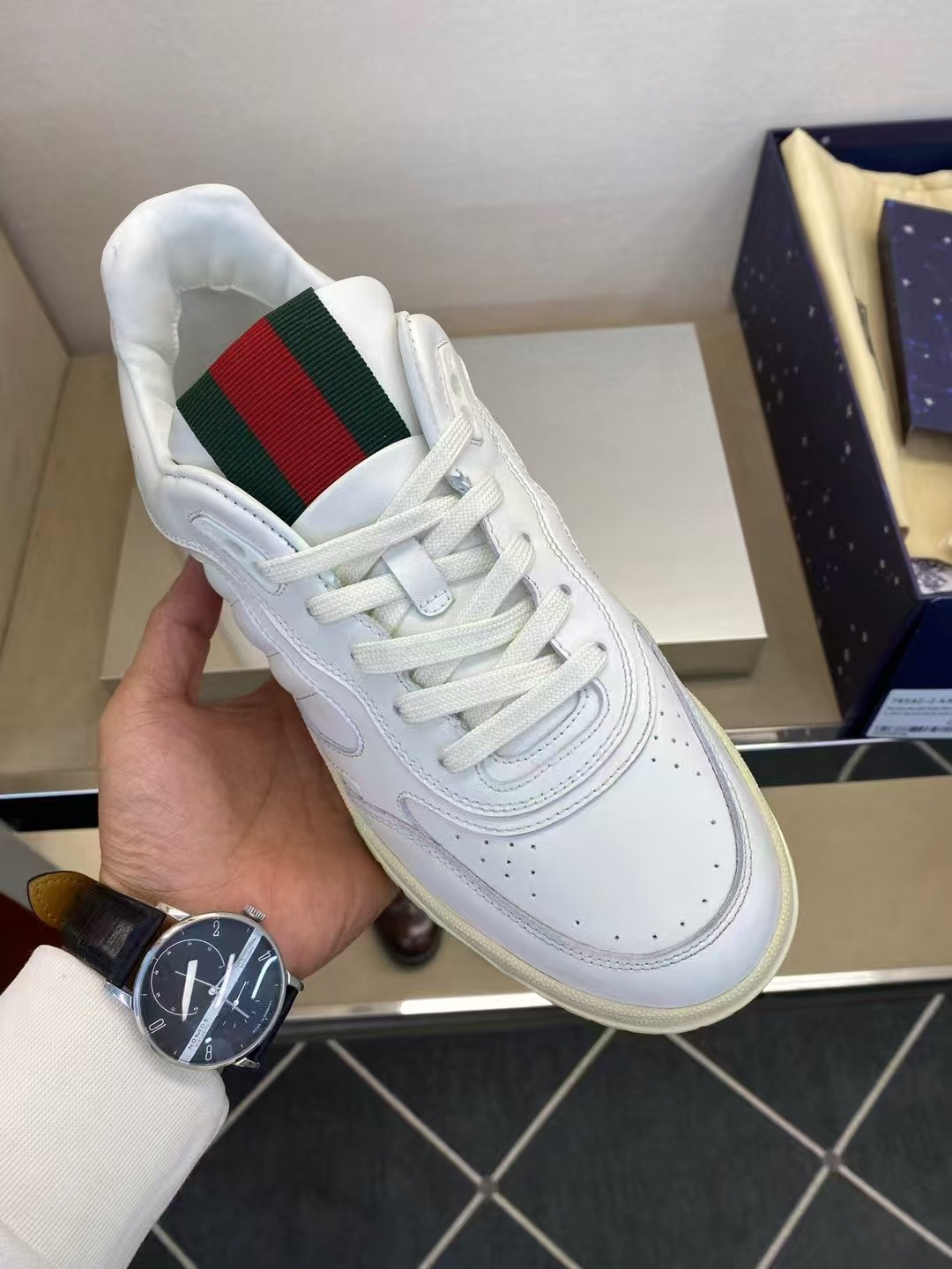 Gucci shoe