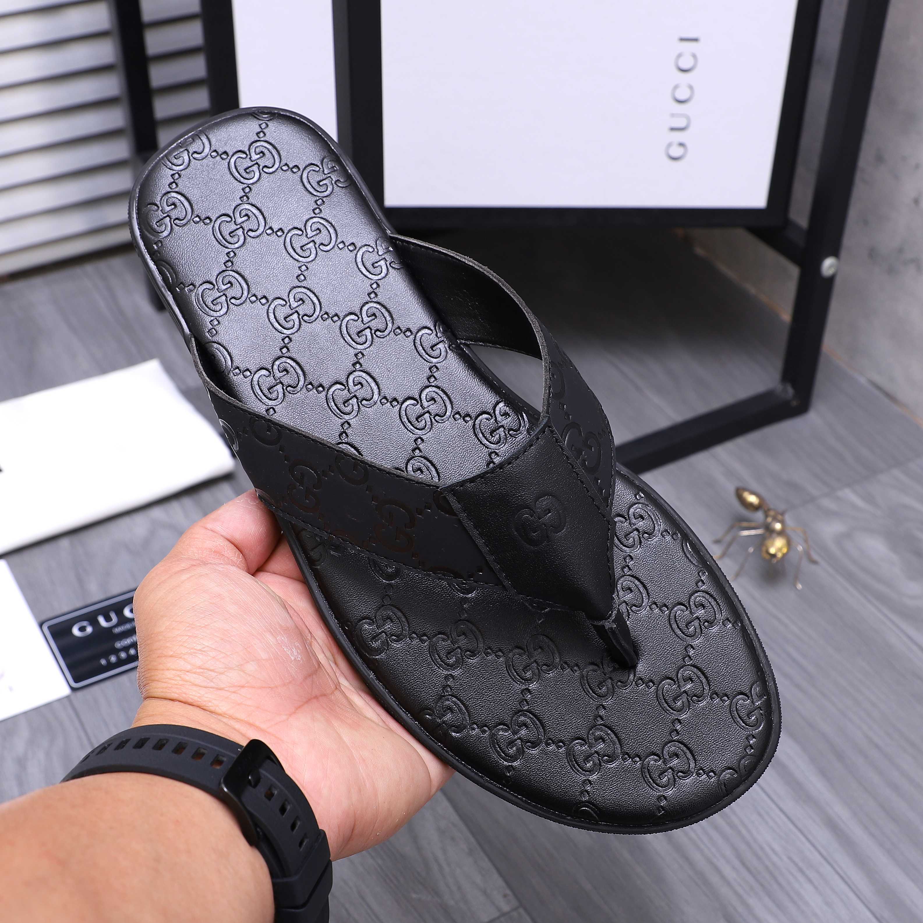 Gucci shoe