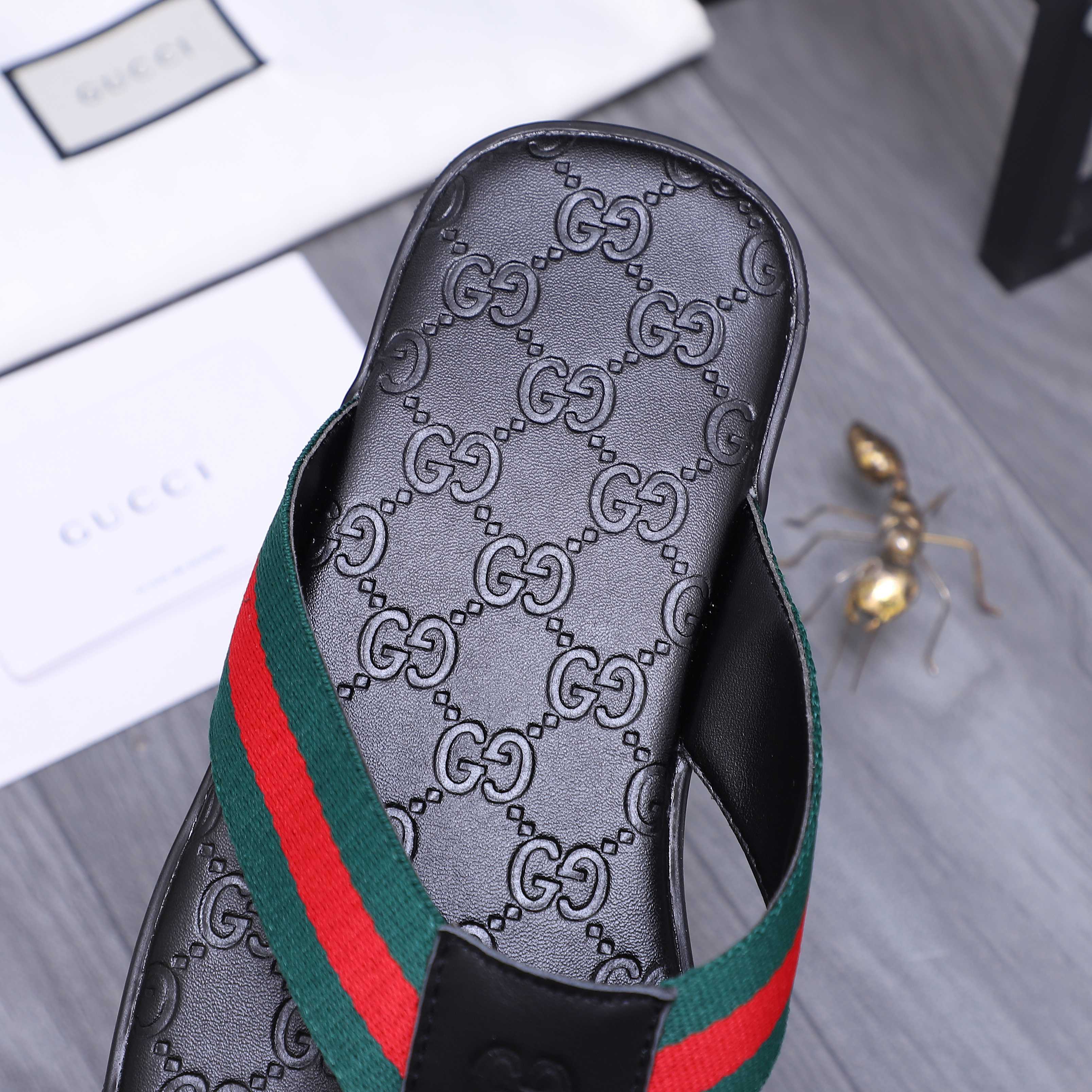 Gucci shoe