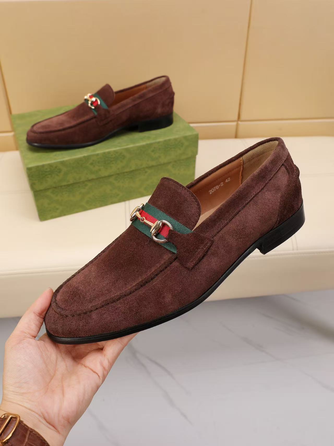Gucci shoe