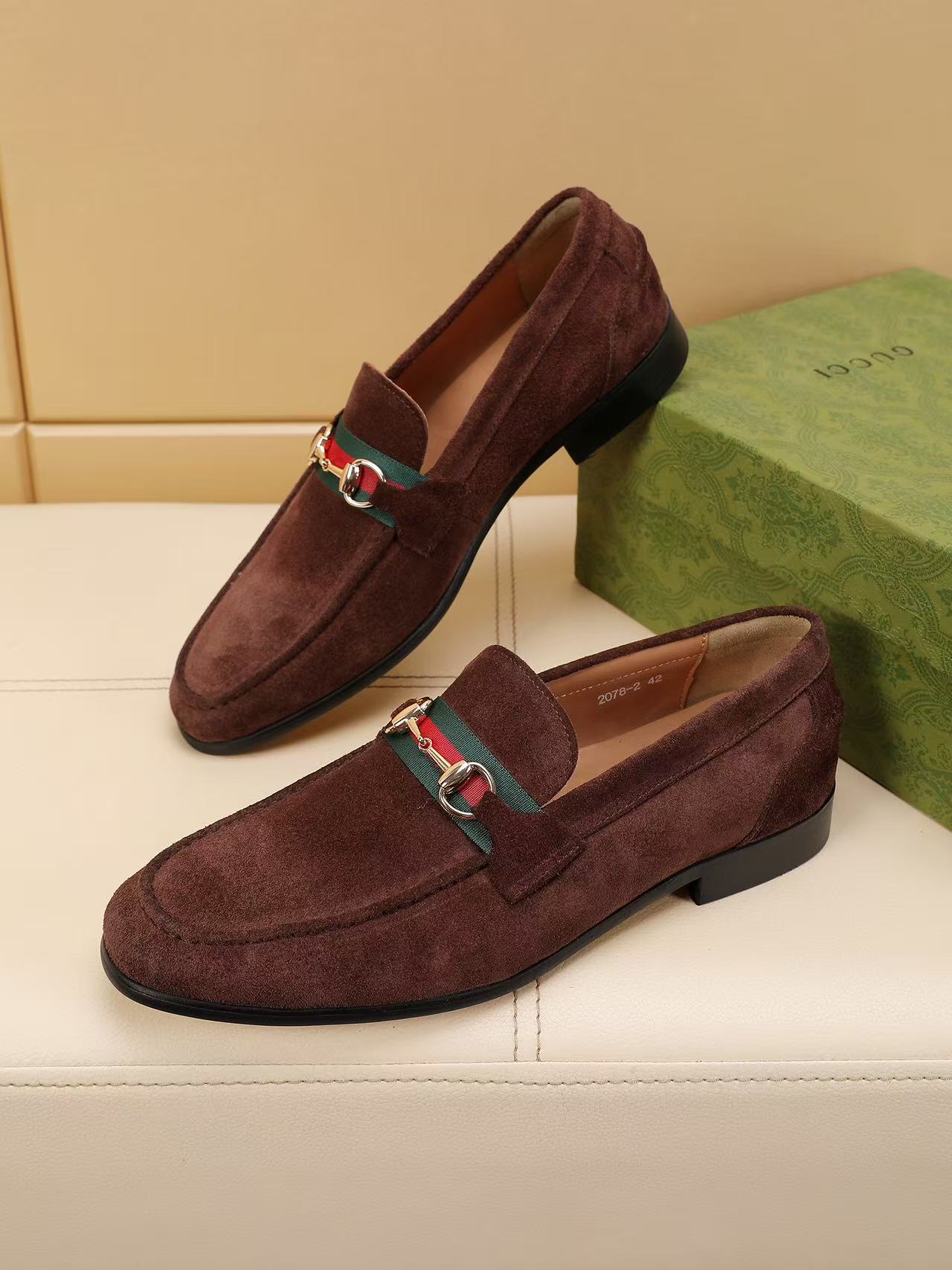 Gucci shoe