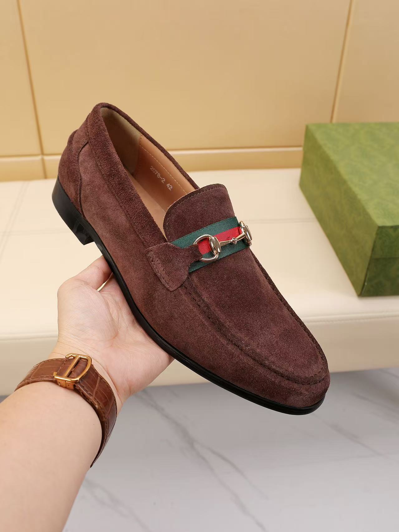 Gucci shoe