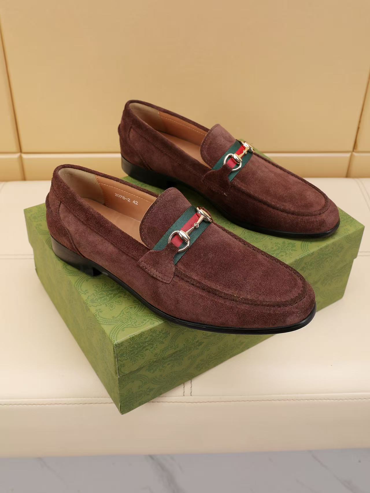 Gucci shoe