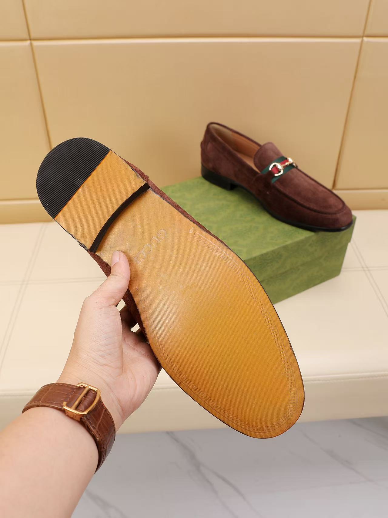 Gucci shoe