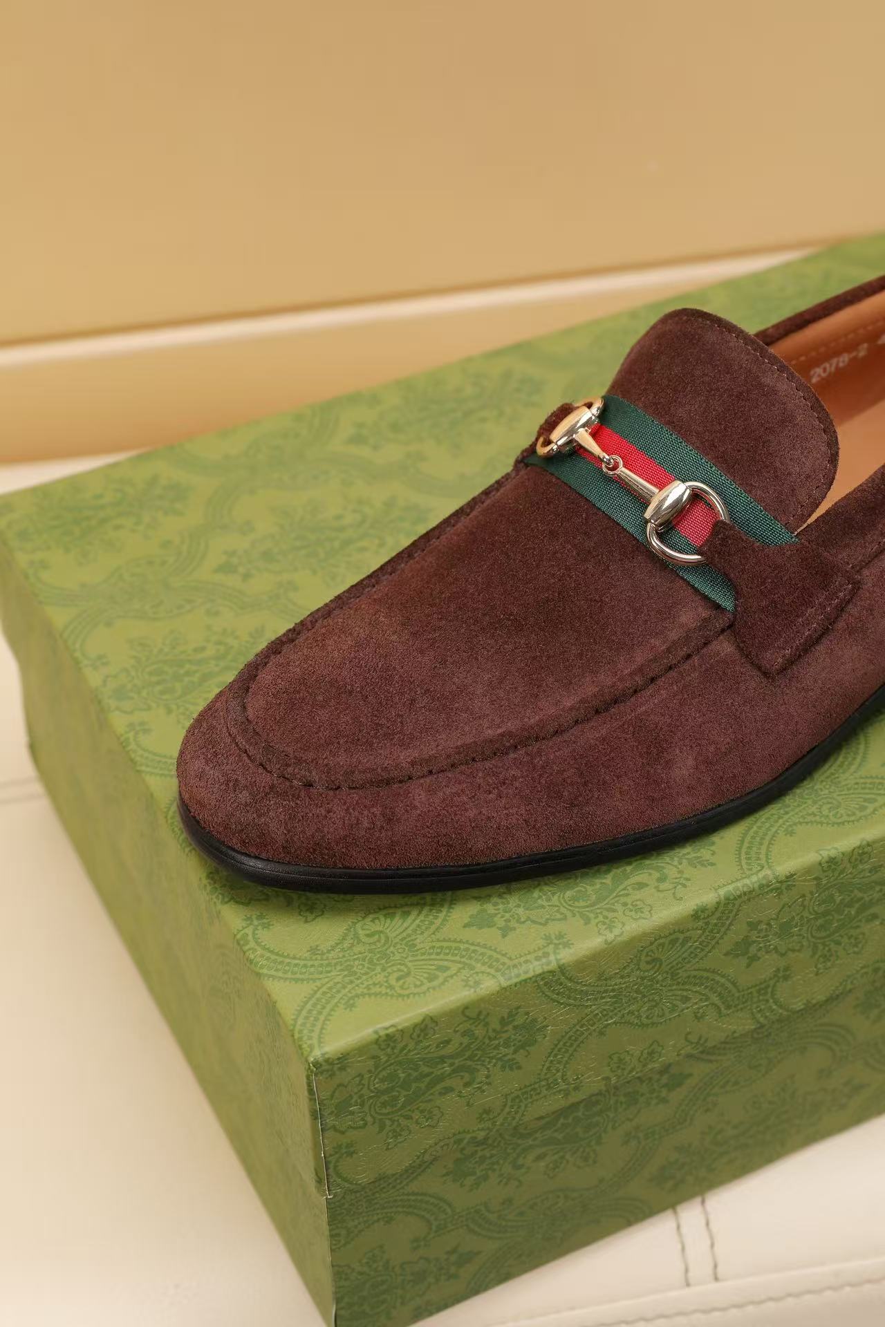 Gucci shoe