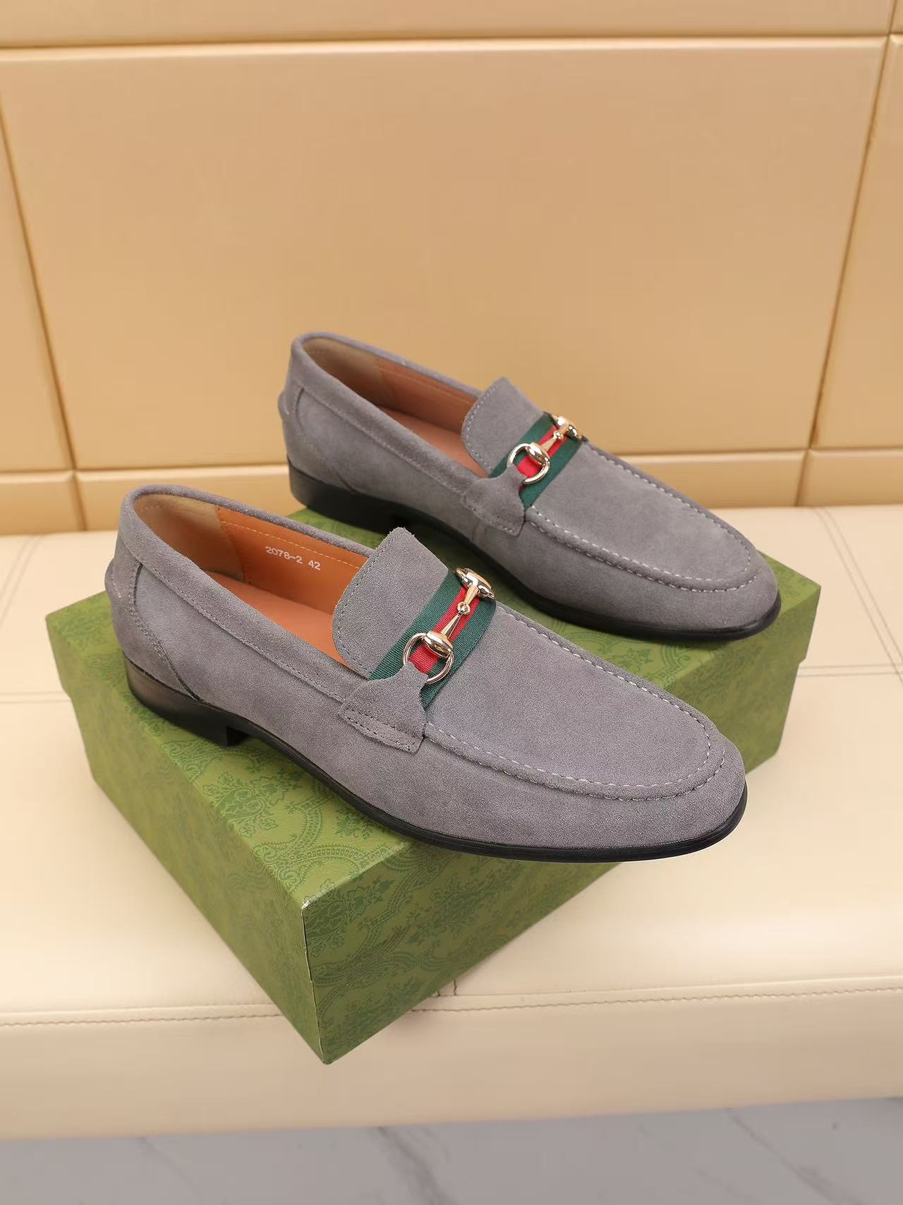 Gucci shoe