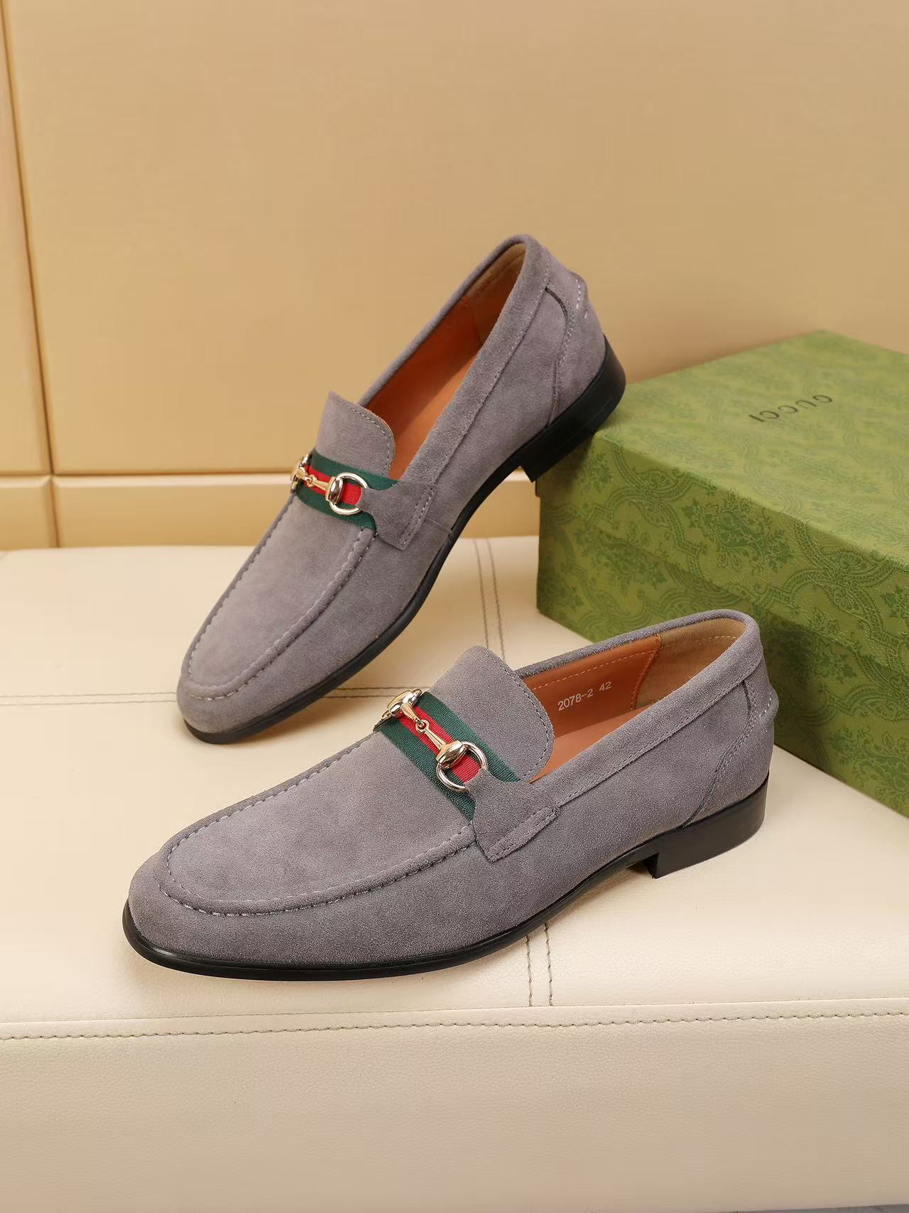 Gucci shoe