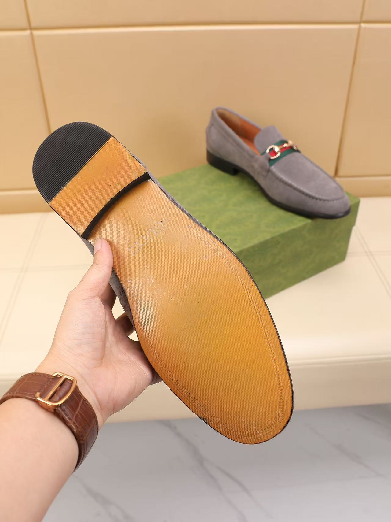 Gucci shoe