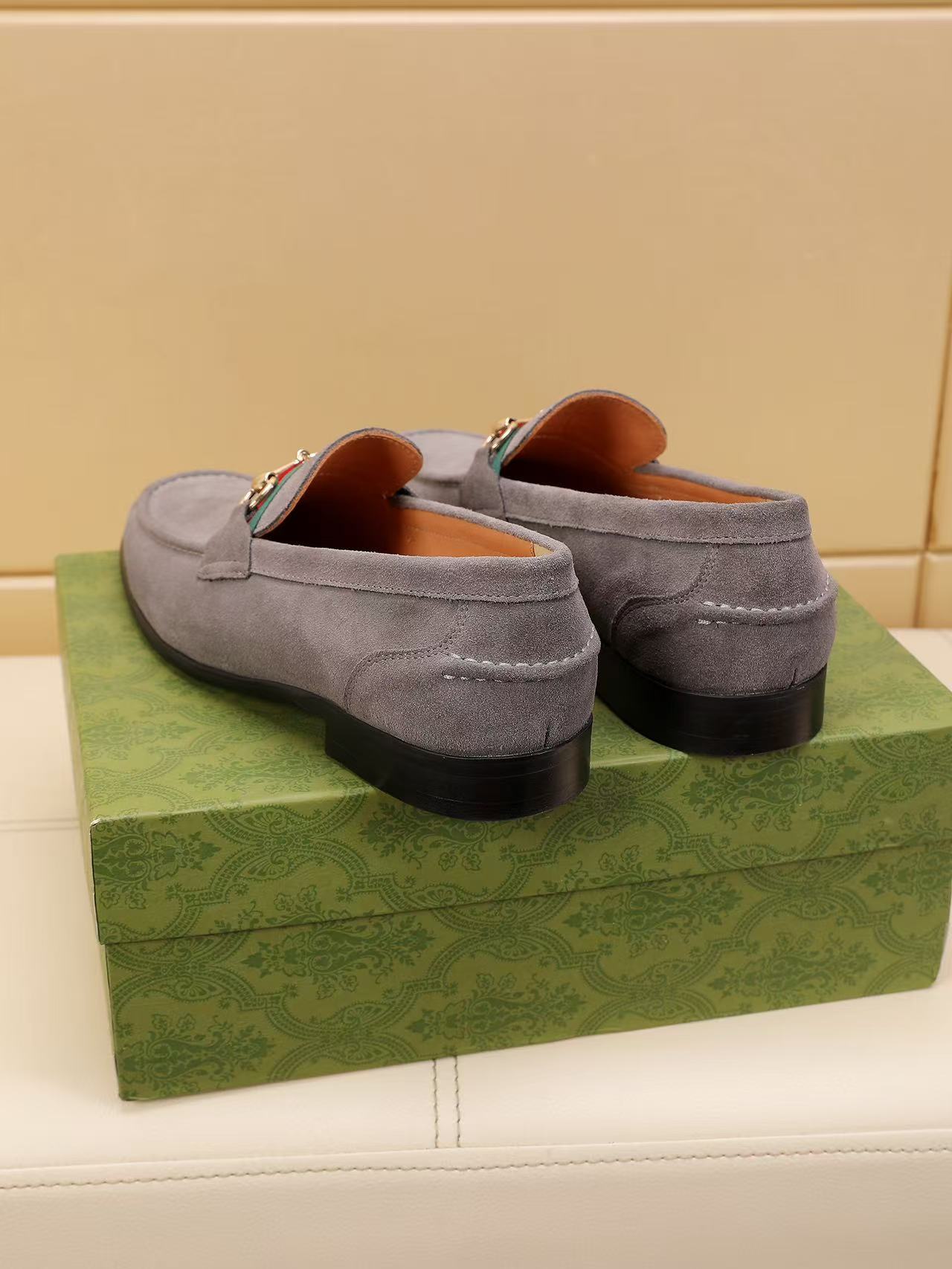 Gucci shoe