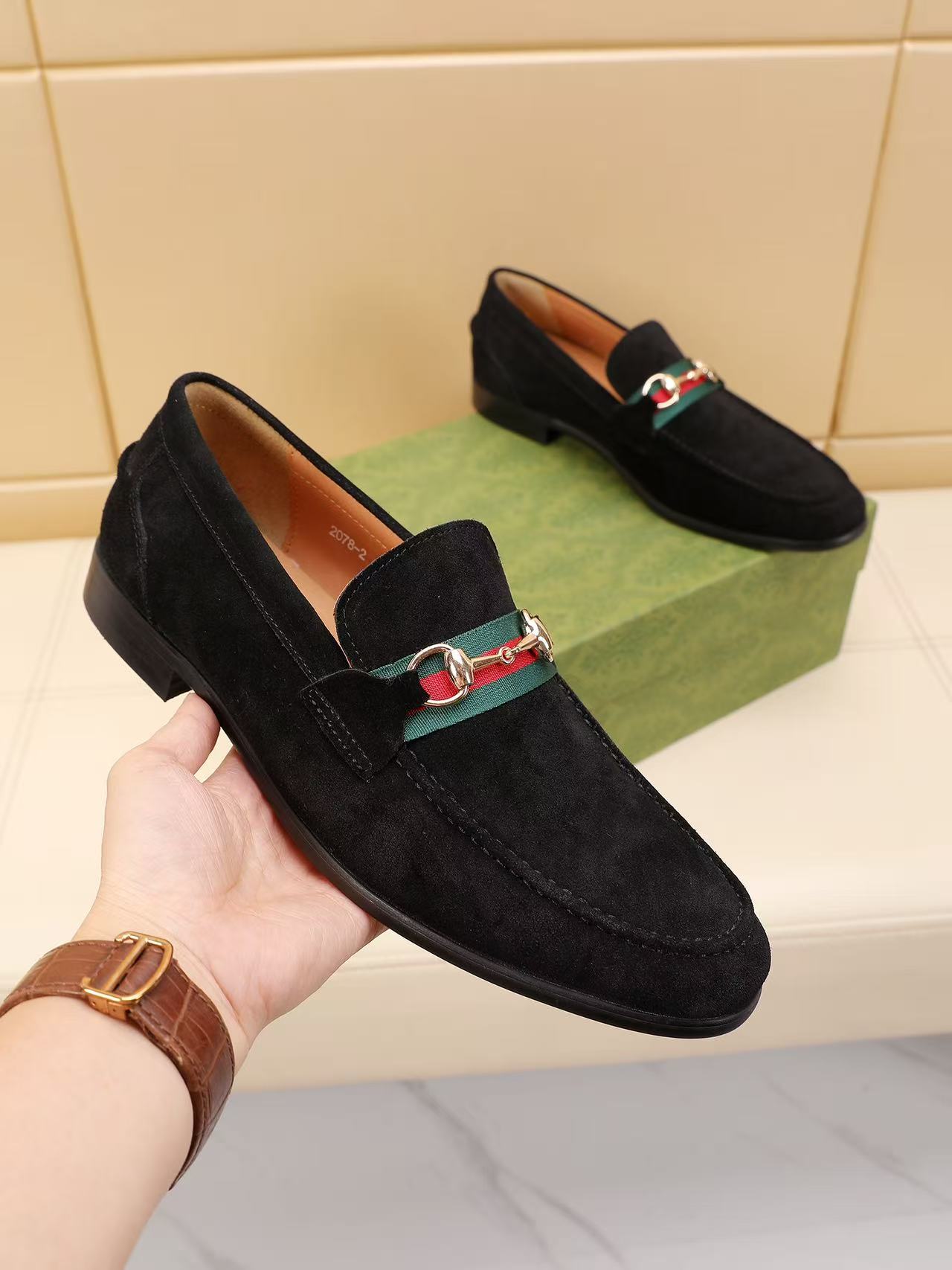Gucci shoe