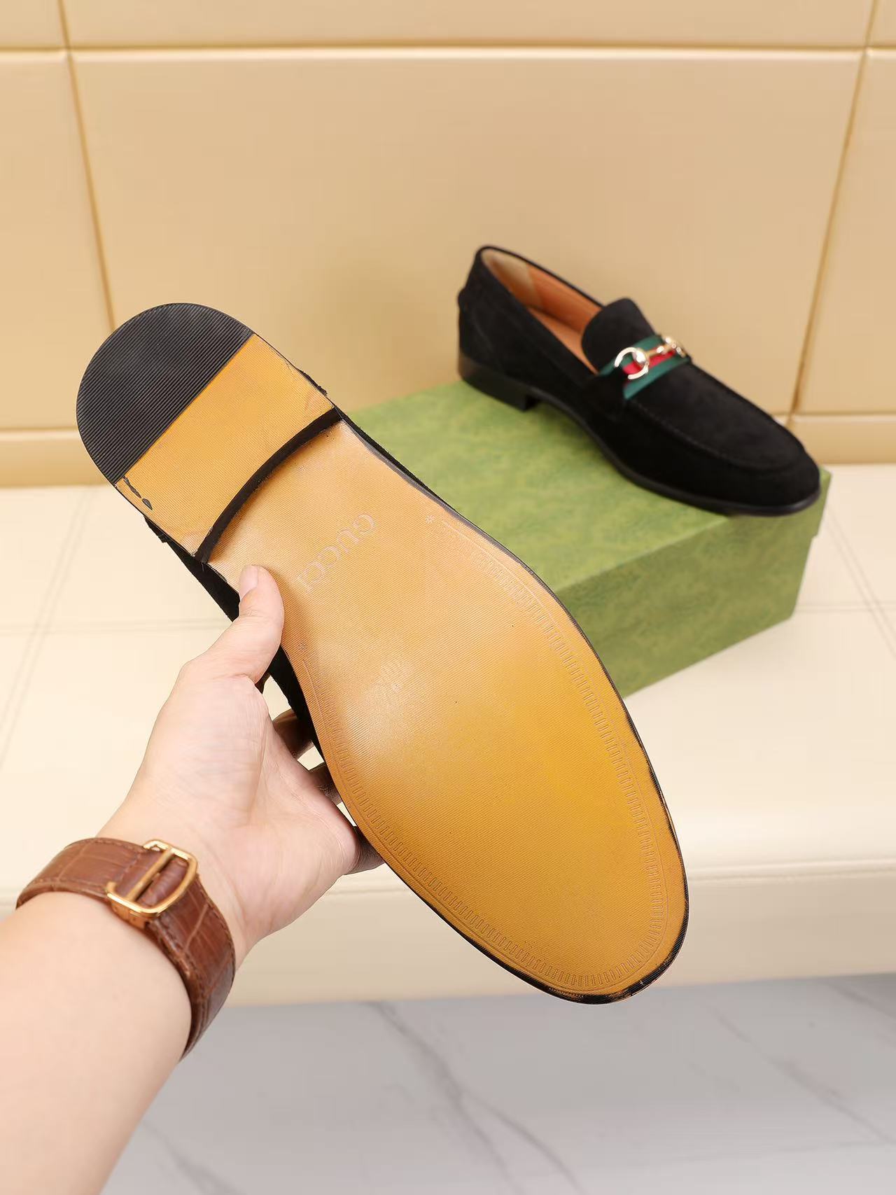 Gucci shoe