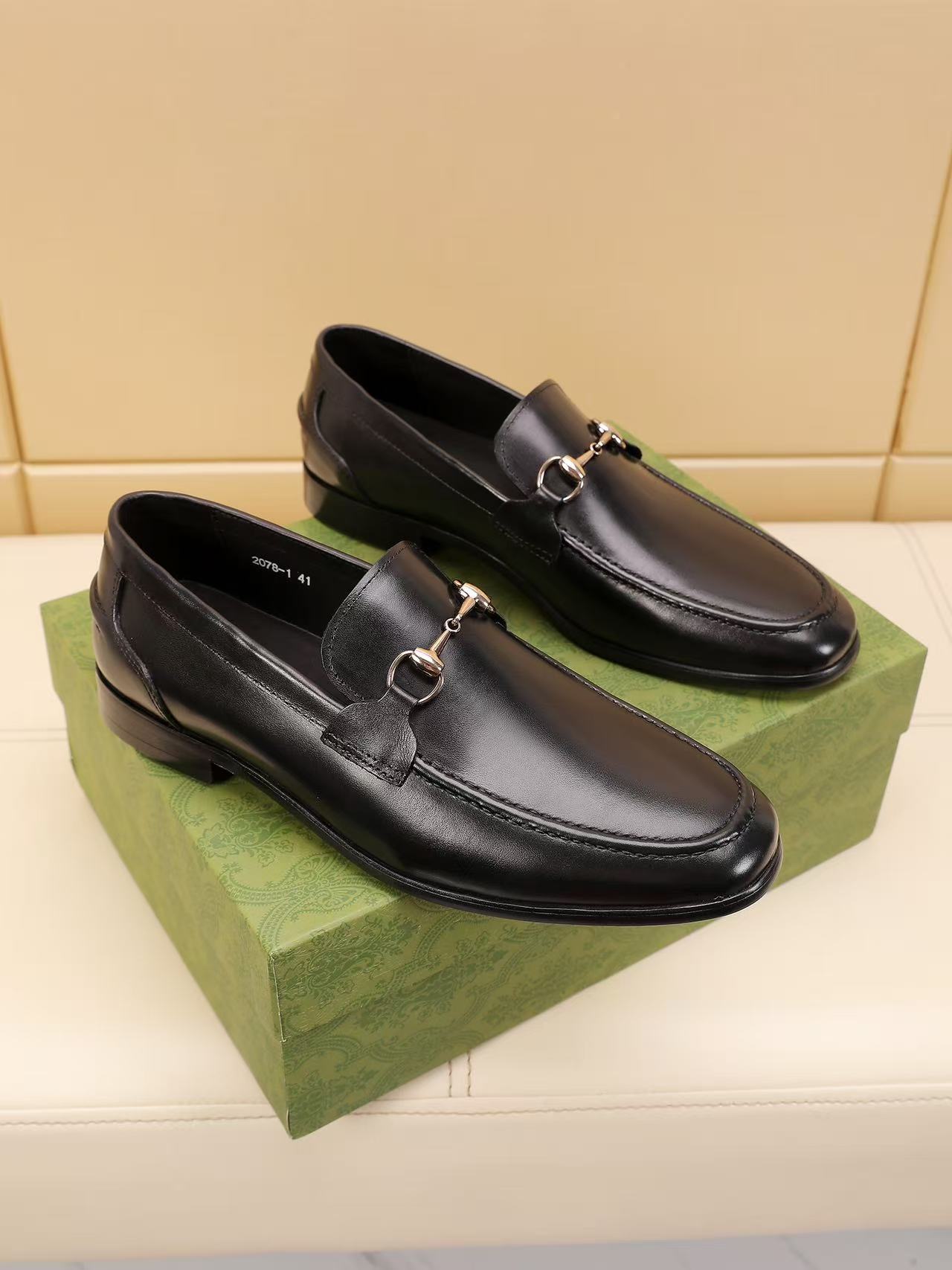 Gucci shoe