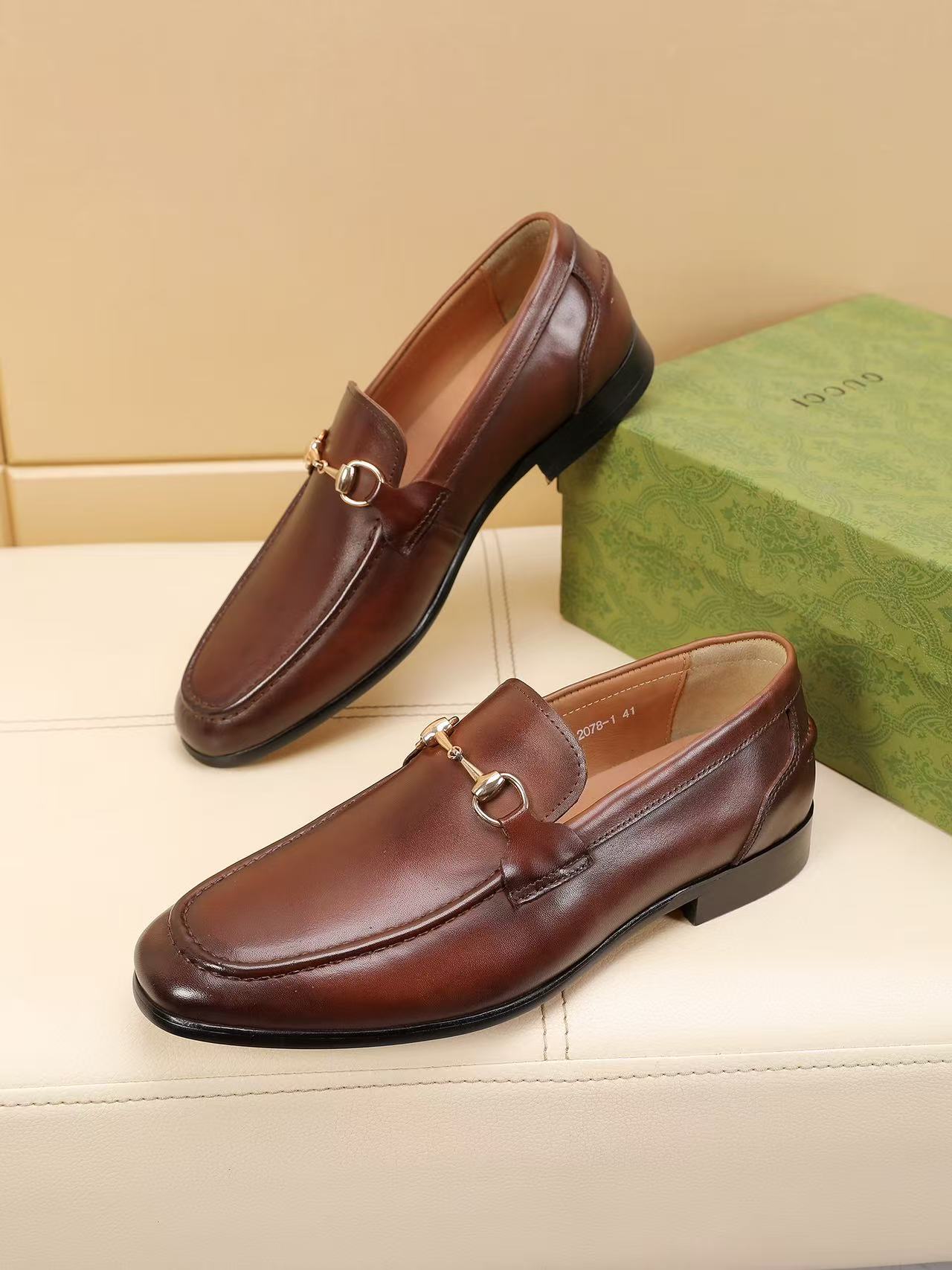 Gucci shoe