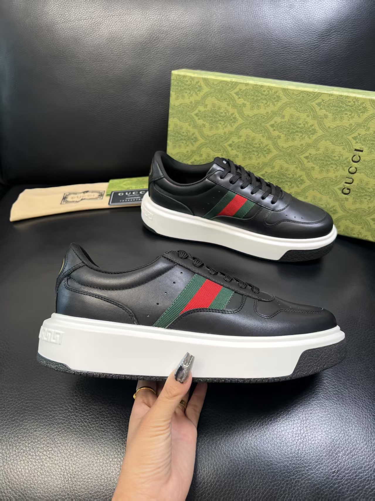 Gucci shoe