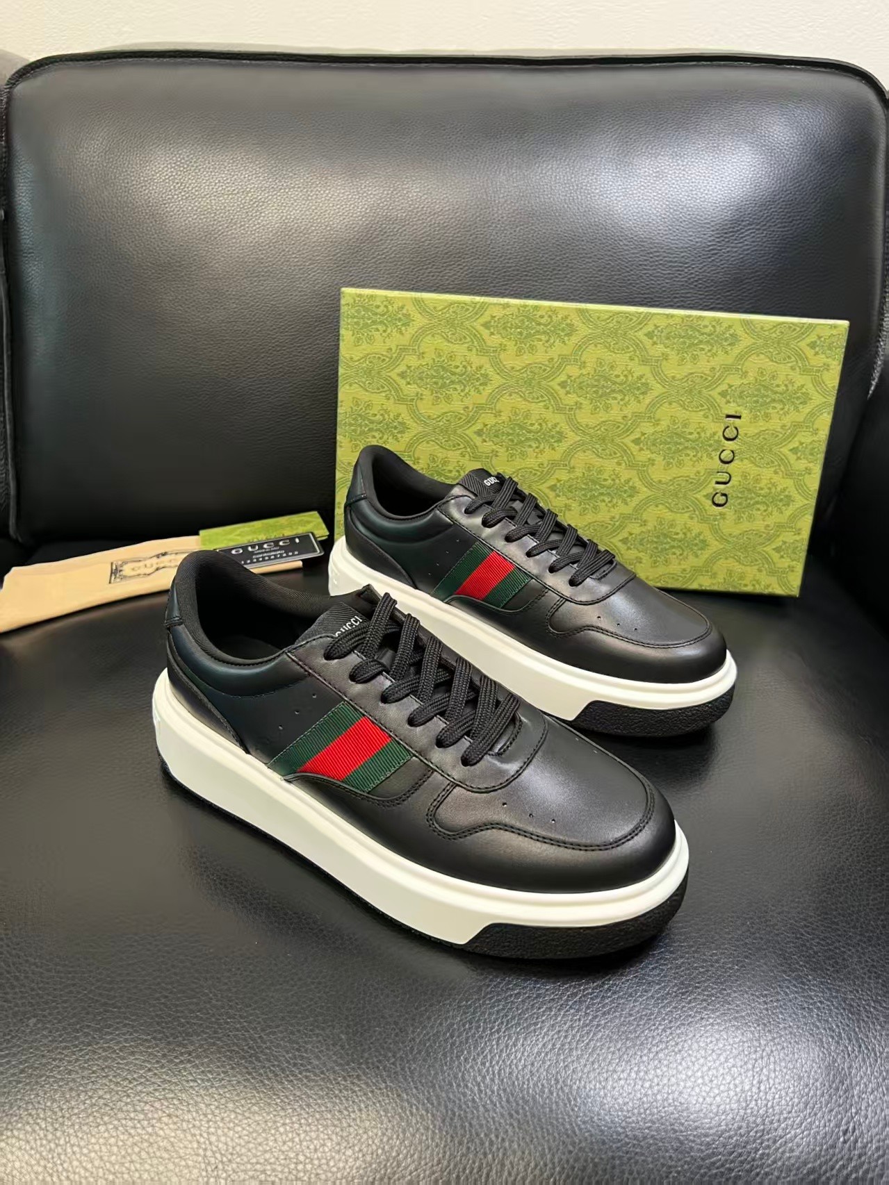 Gucci shoe