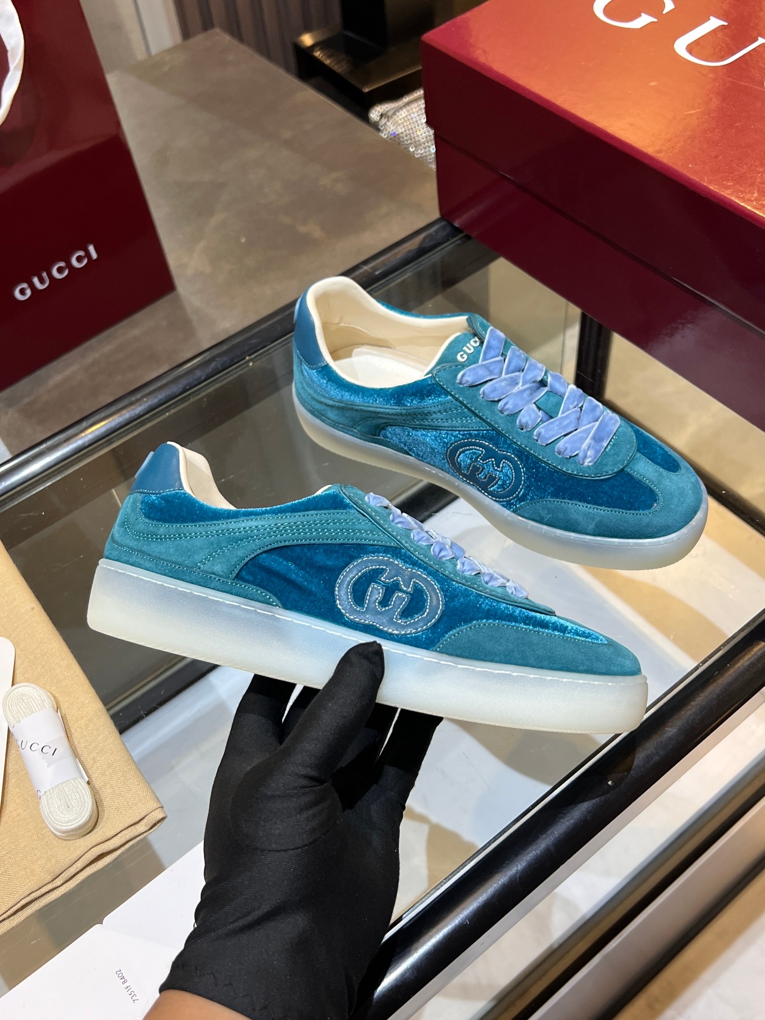 Gucci shoe