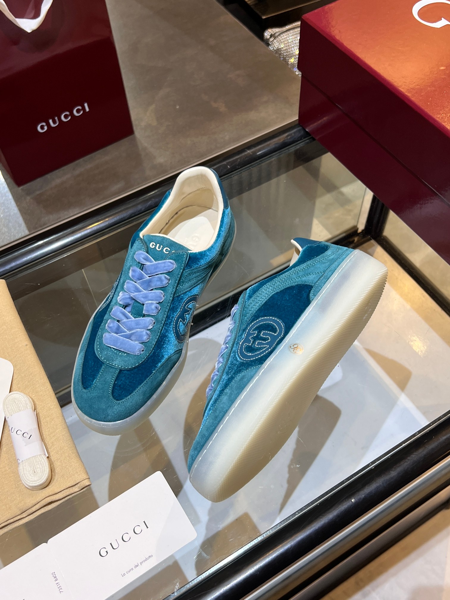 Gucci shoe