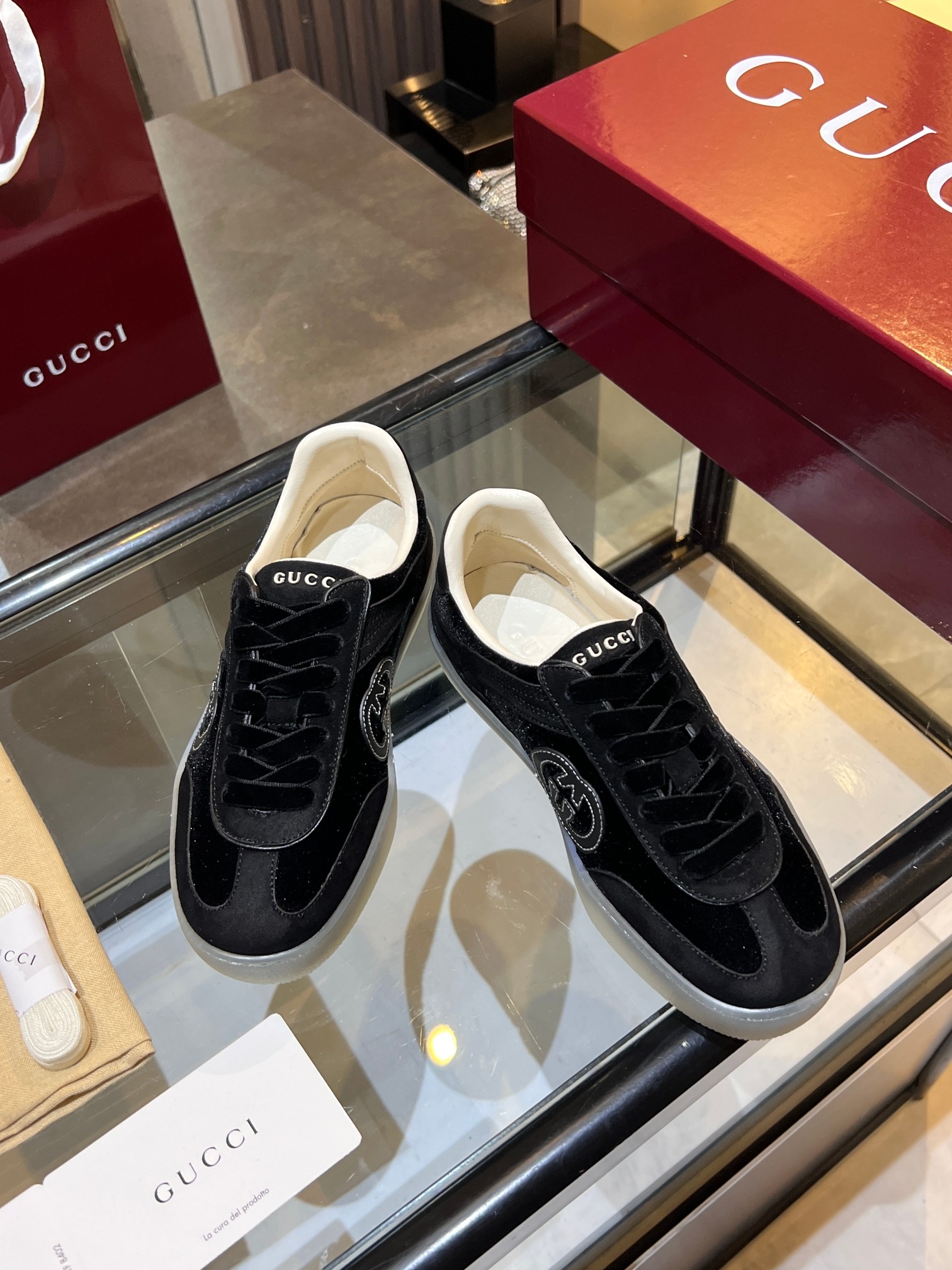 Gucci shoe