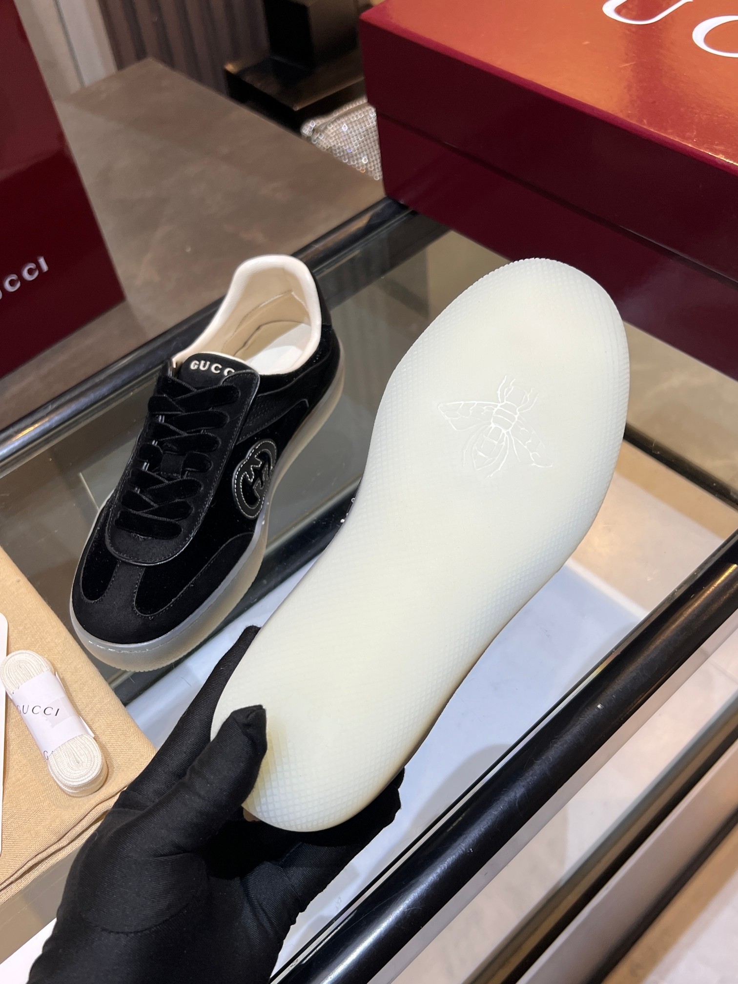 Gucci shoe