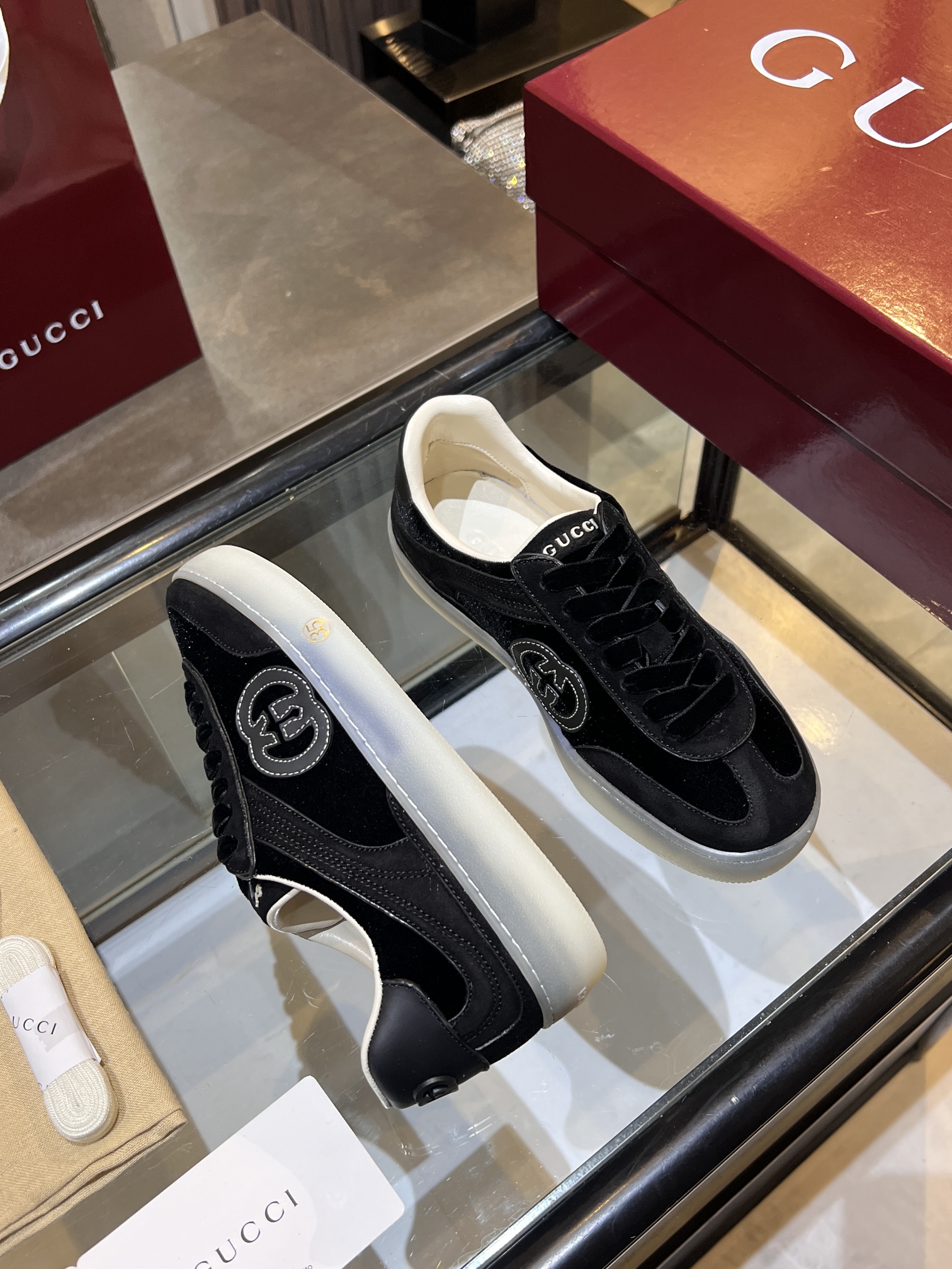 Gucci shoe