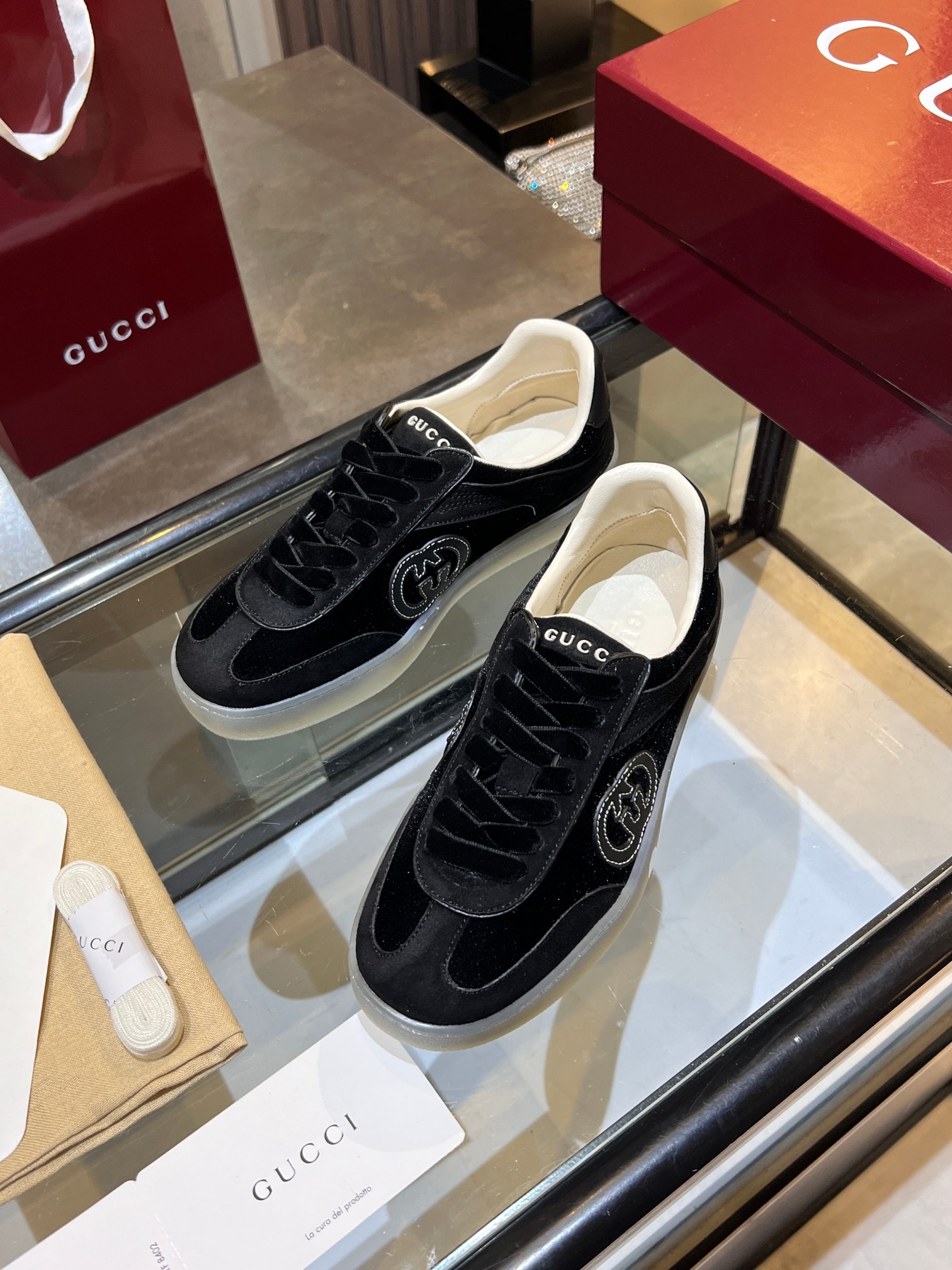 Gucci shoe