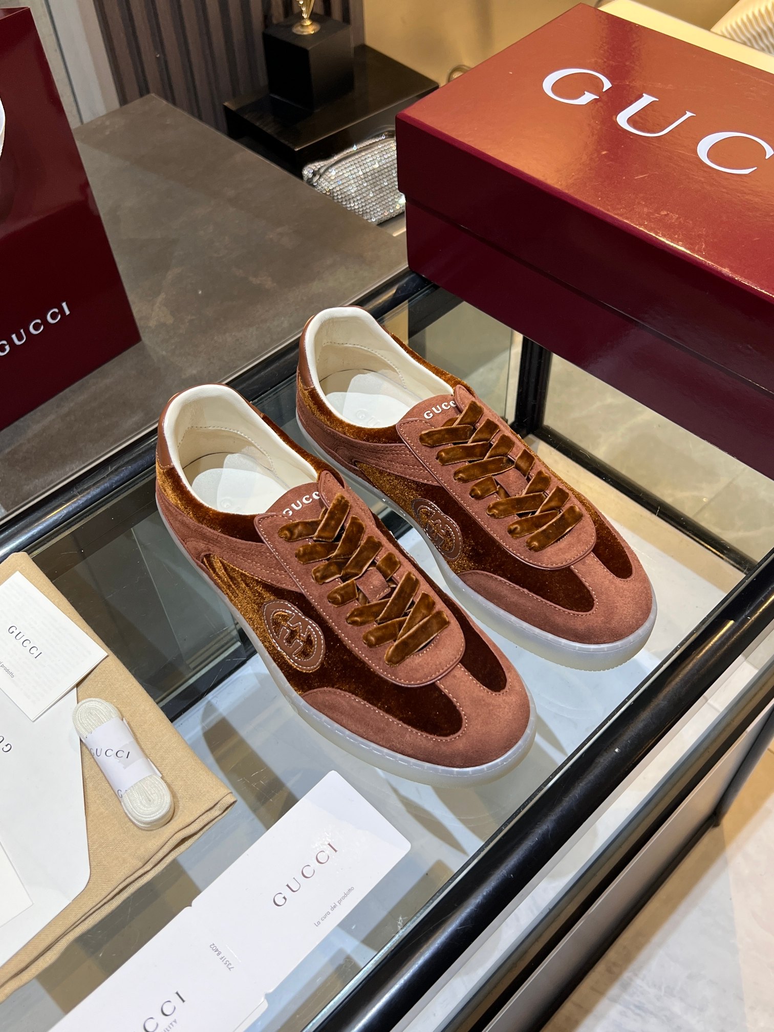 Gucci shoe