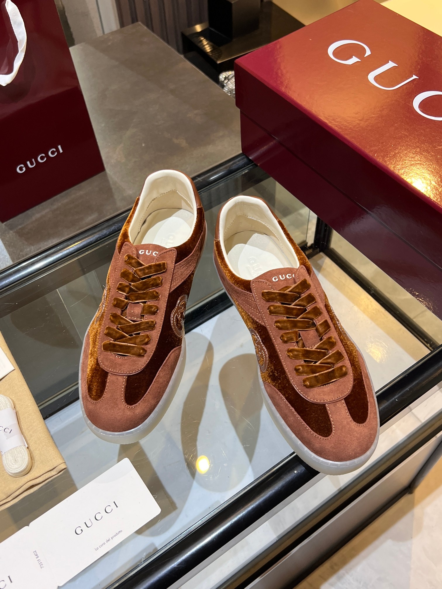 Gucci shoe