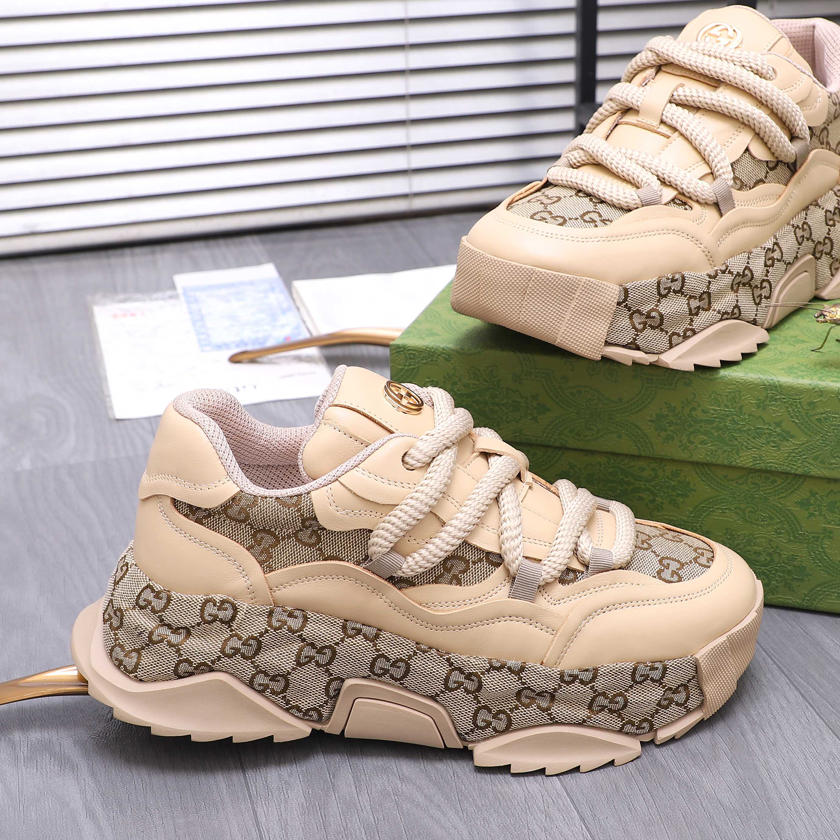 Gucci