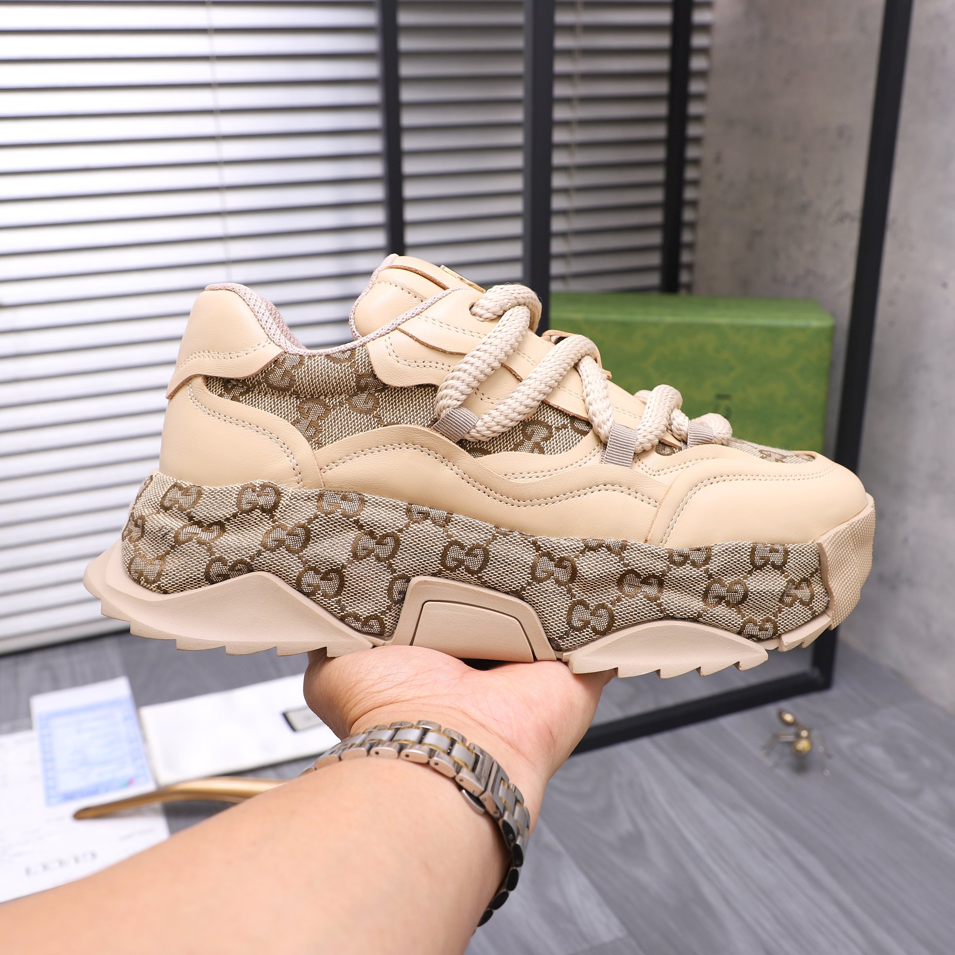 Gucci