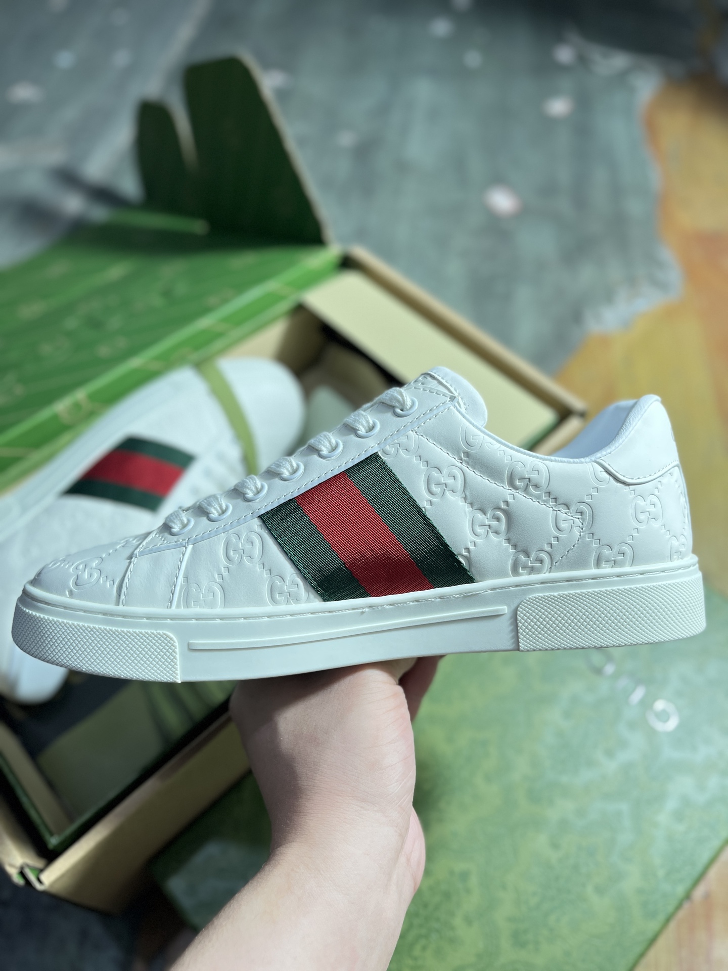 Gucci