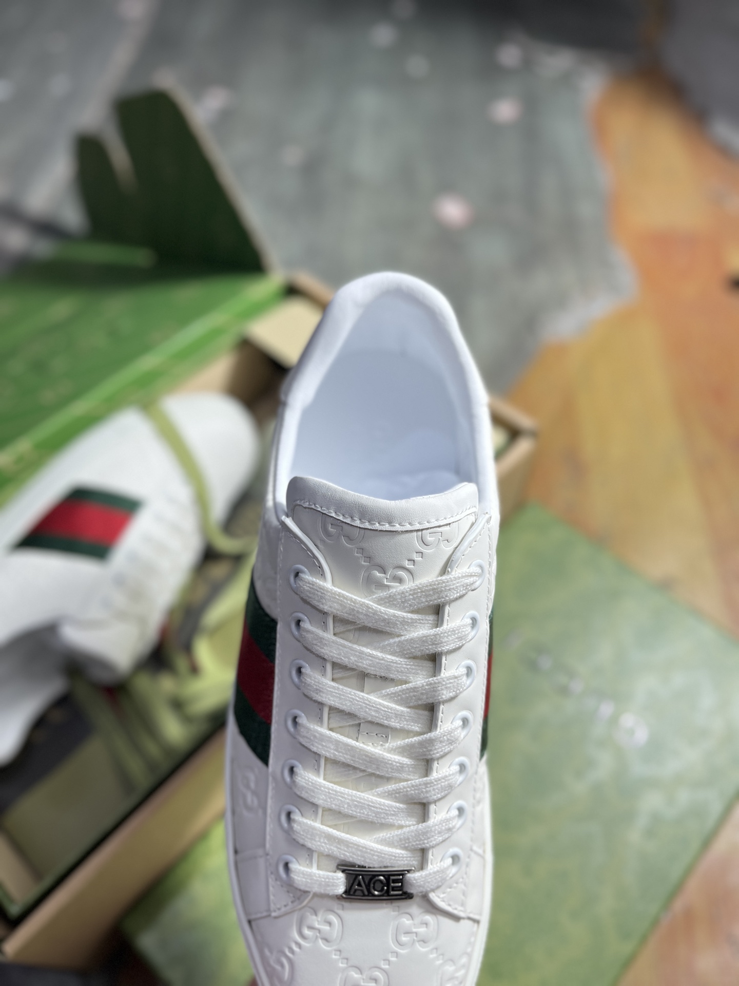 Gucci