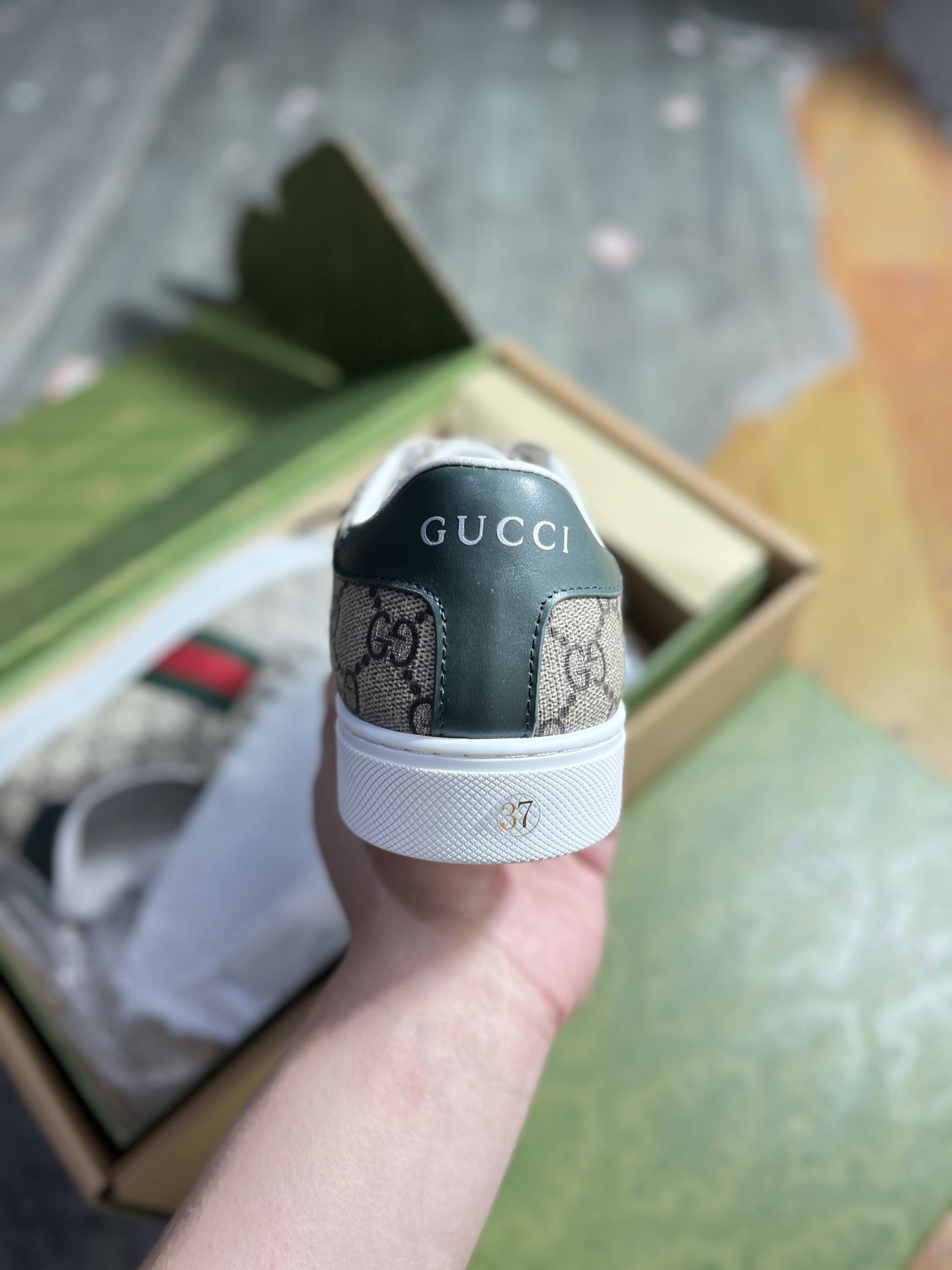 Gucci
