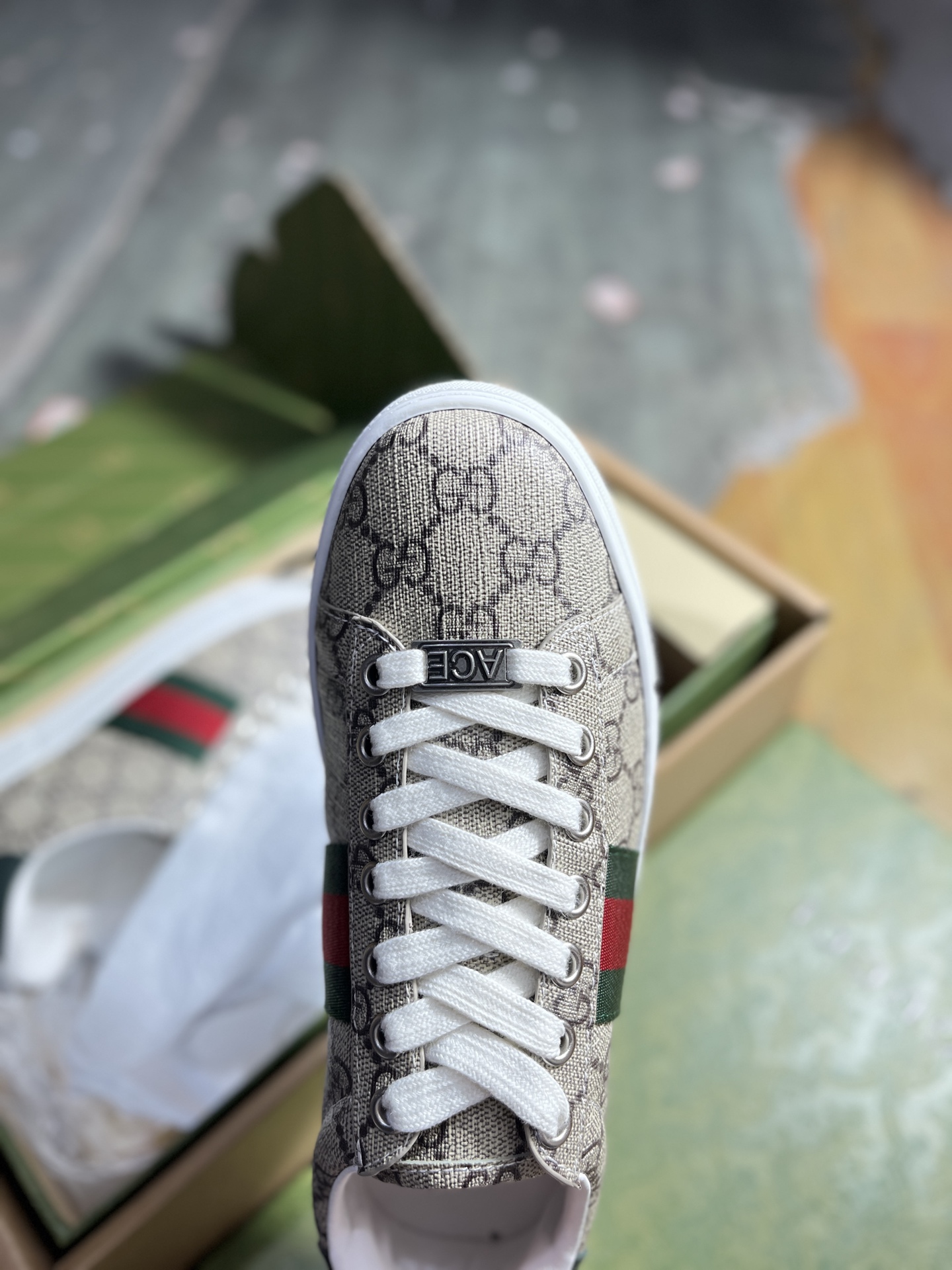 Gucci