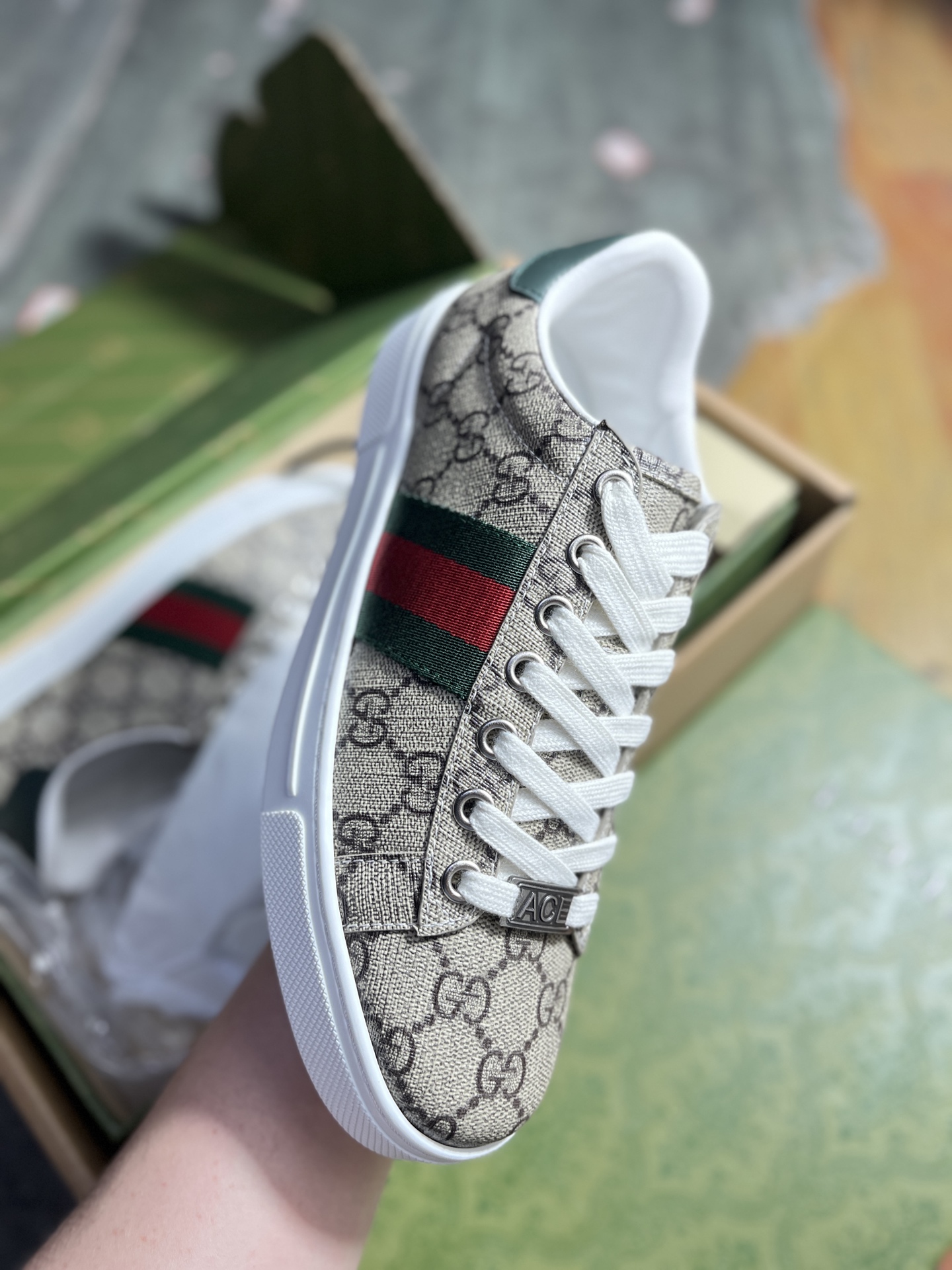 Gucci