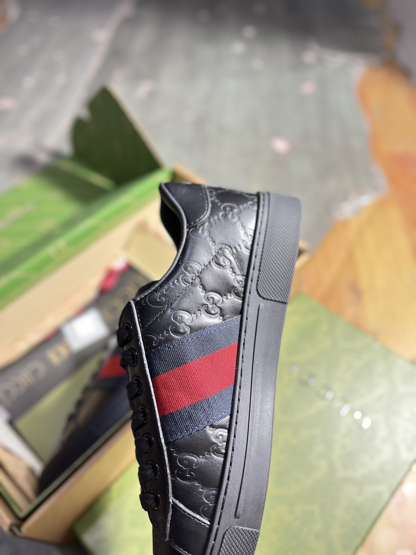 Gucci