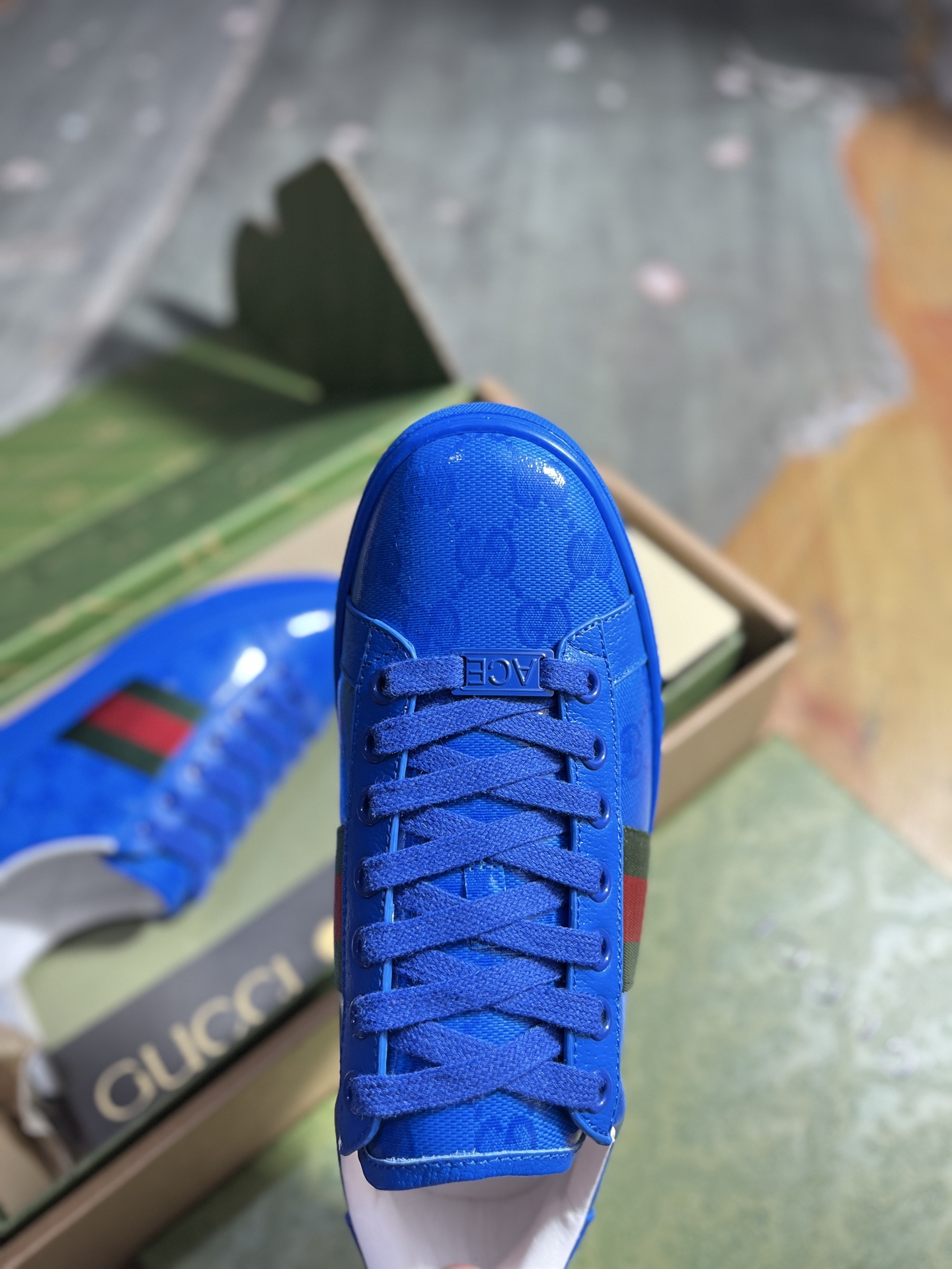 Gucci