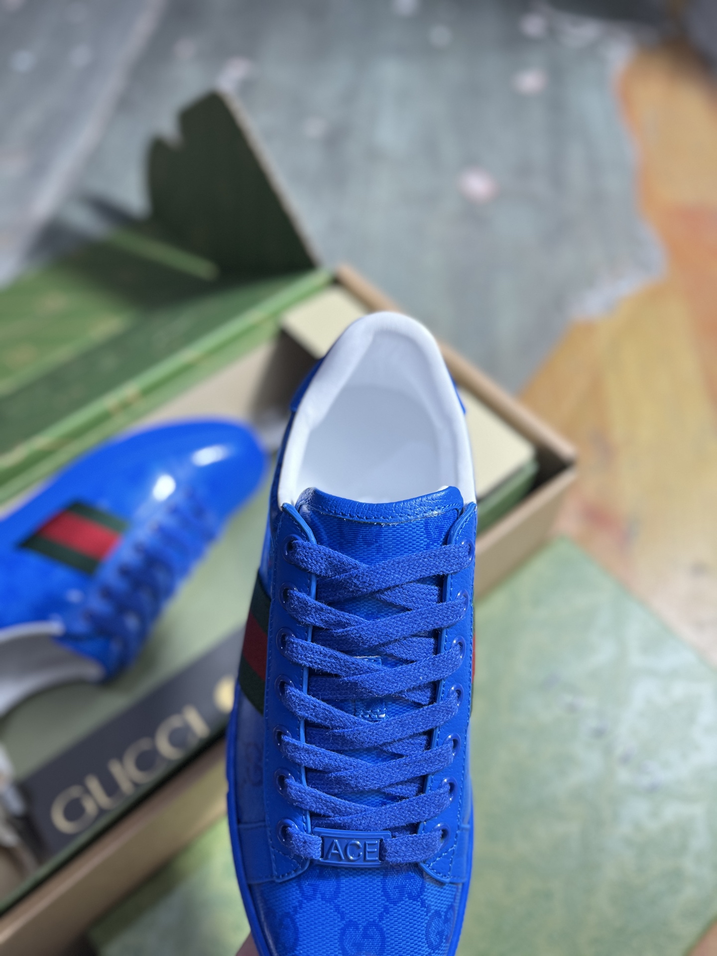 Gucci