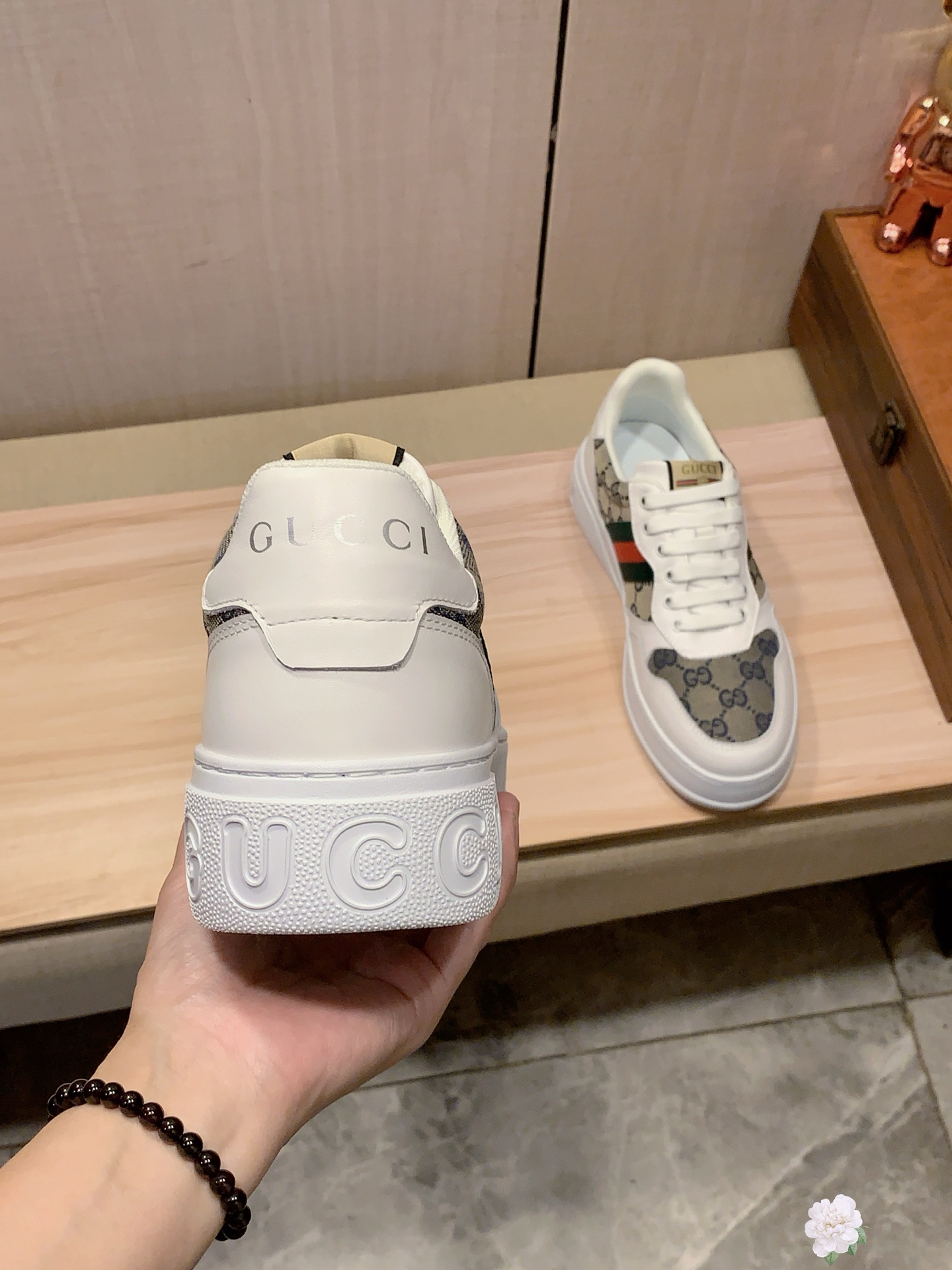 Gucci