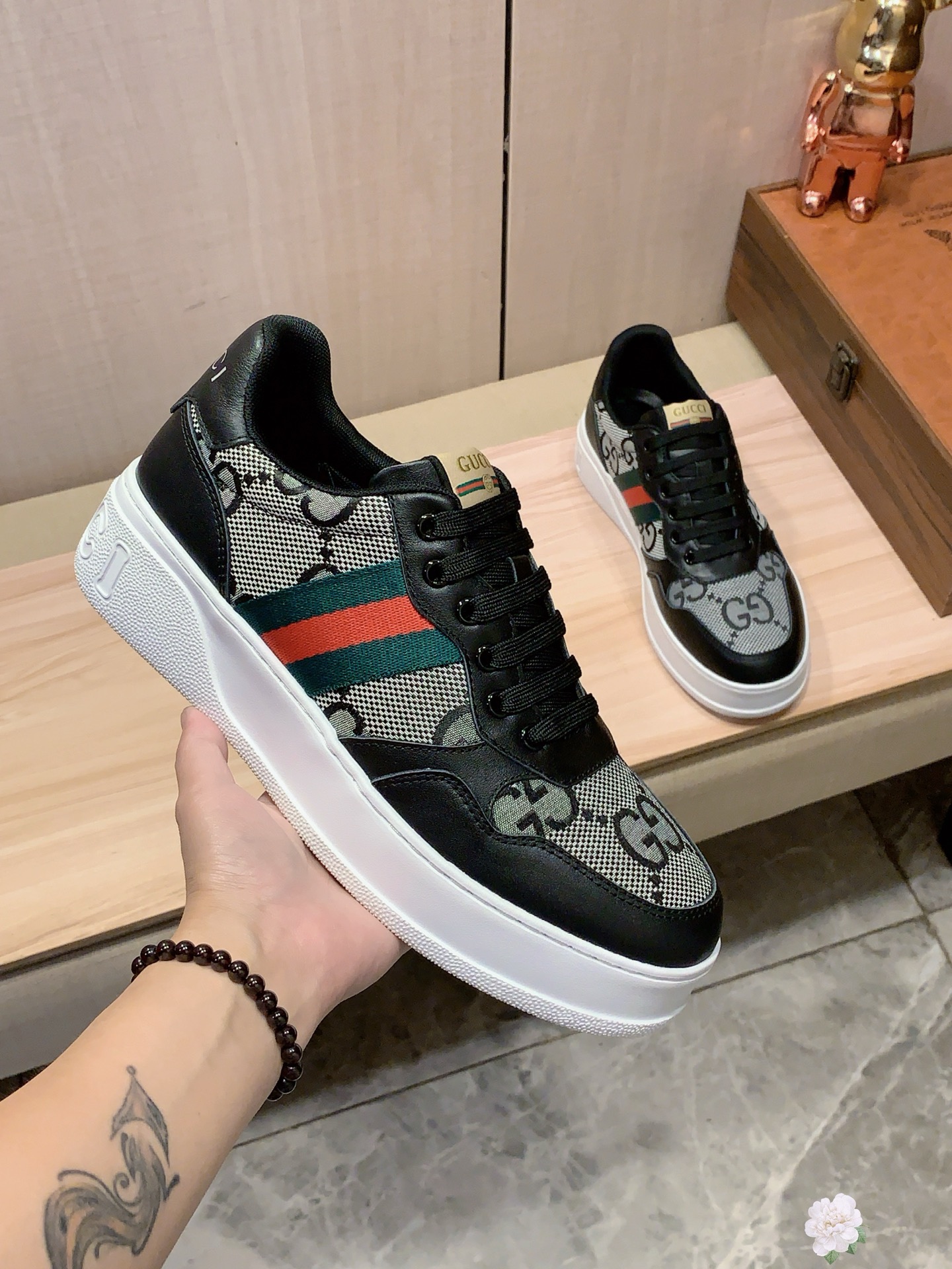 Gucci