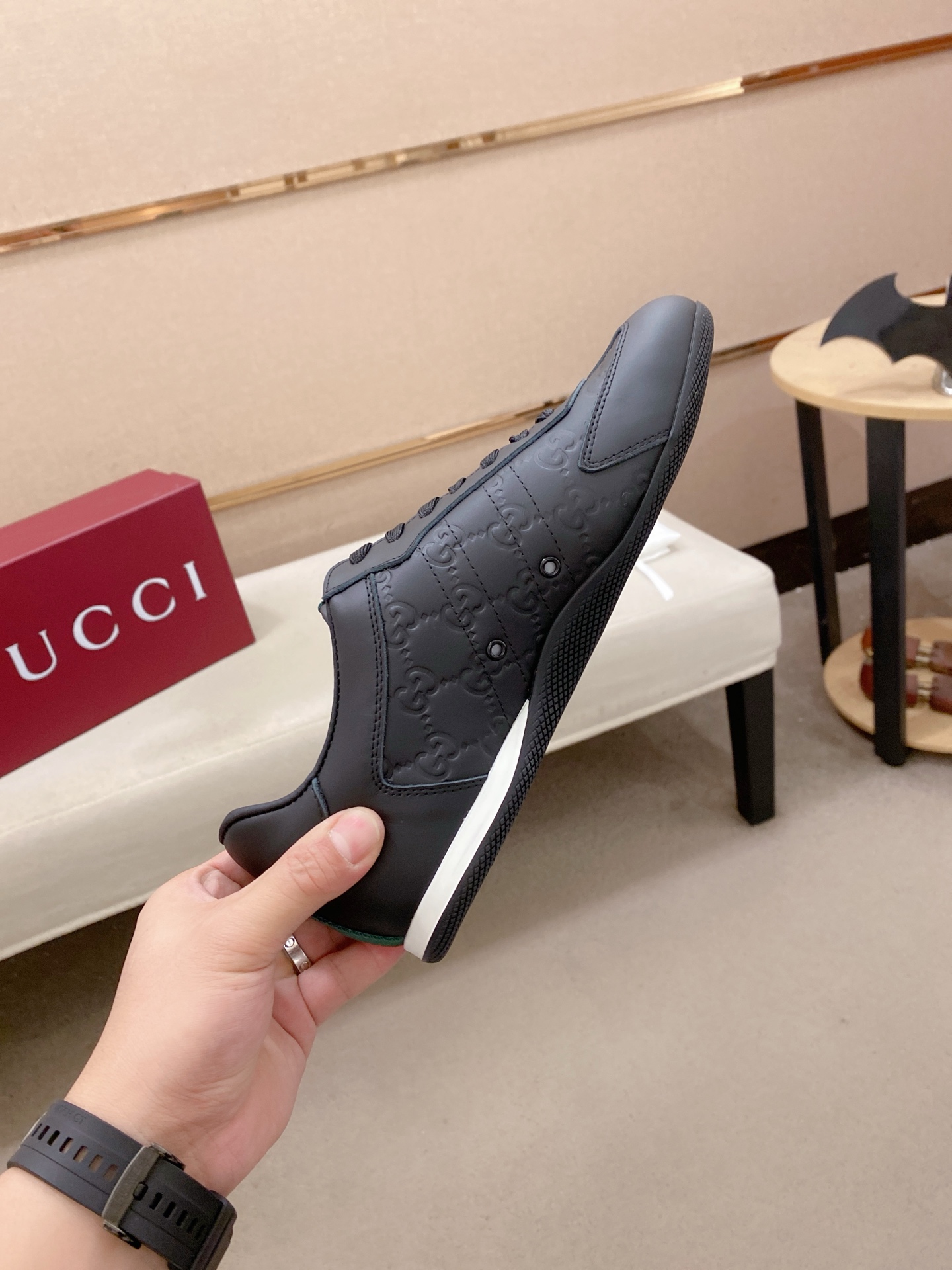 Gucci shoe