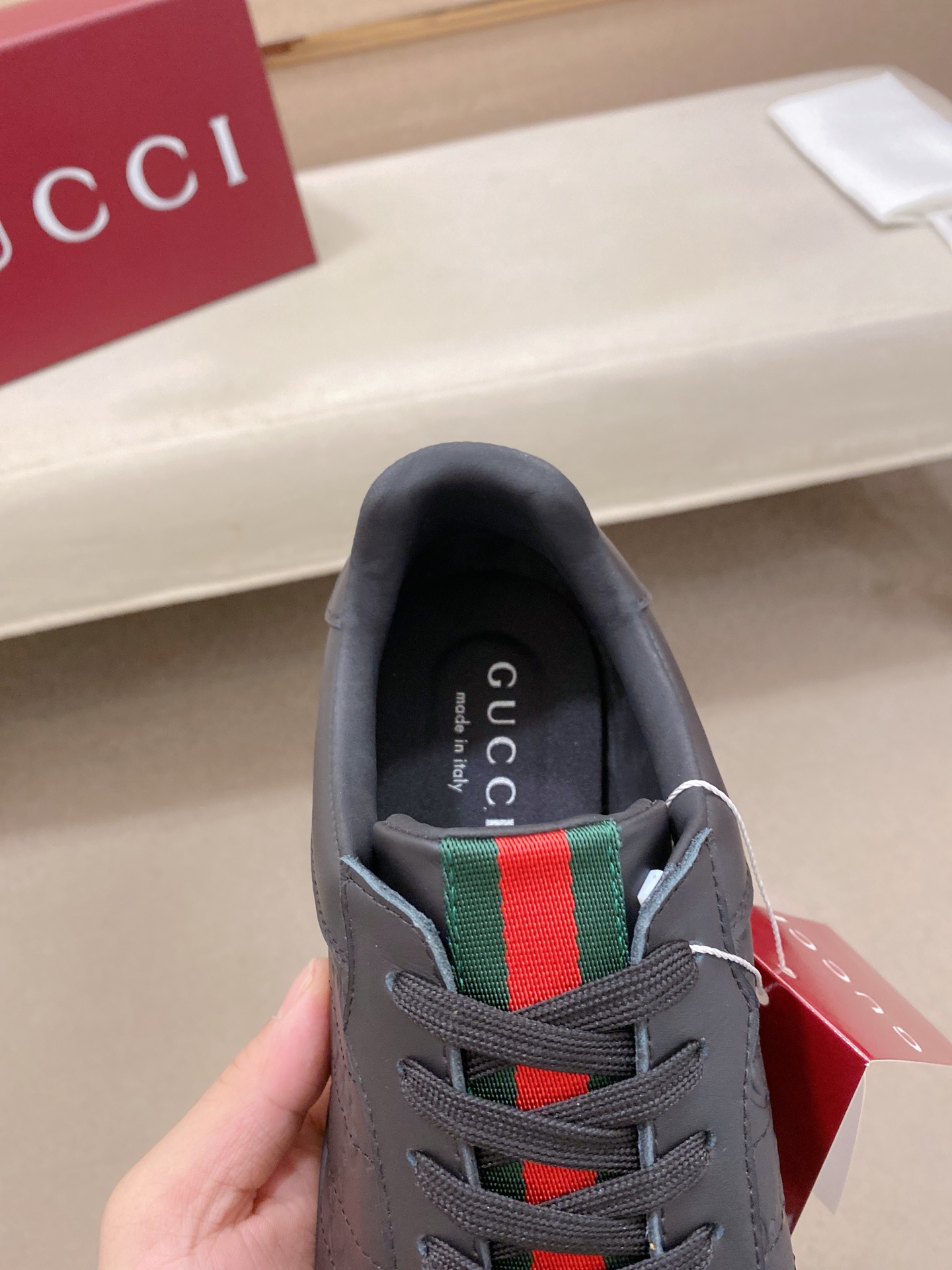 Gucci shoe